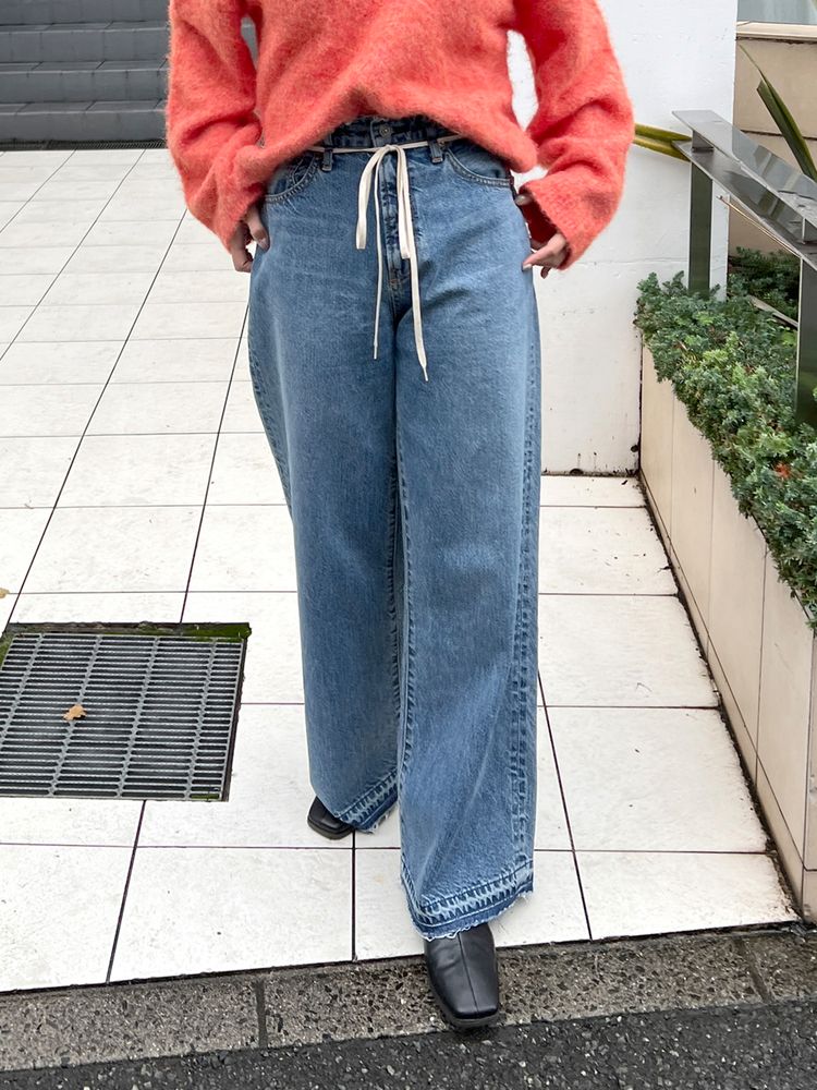 waist design loose jeans <made in Japan>