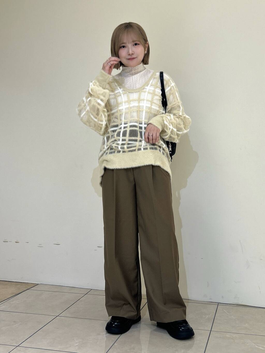 sheer check feather knit (light beige) *JP