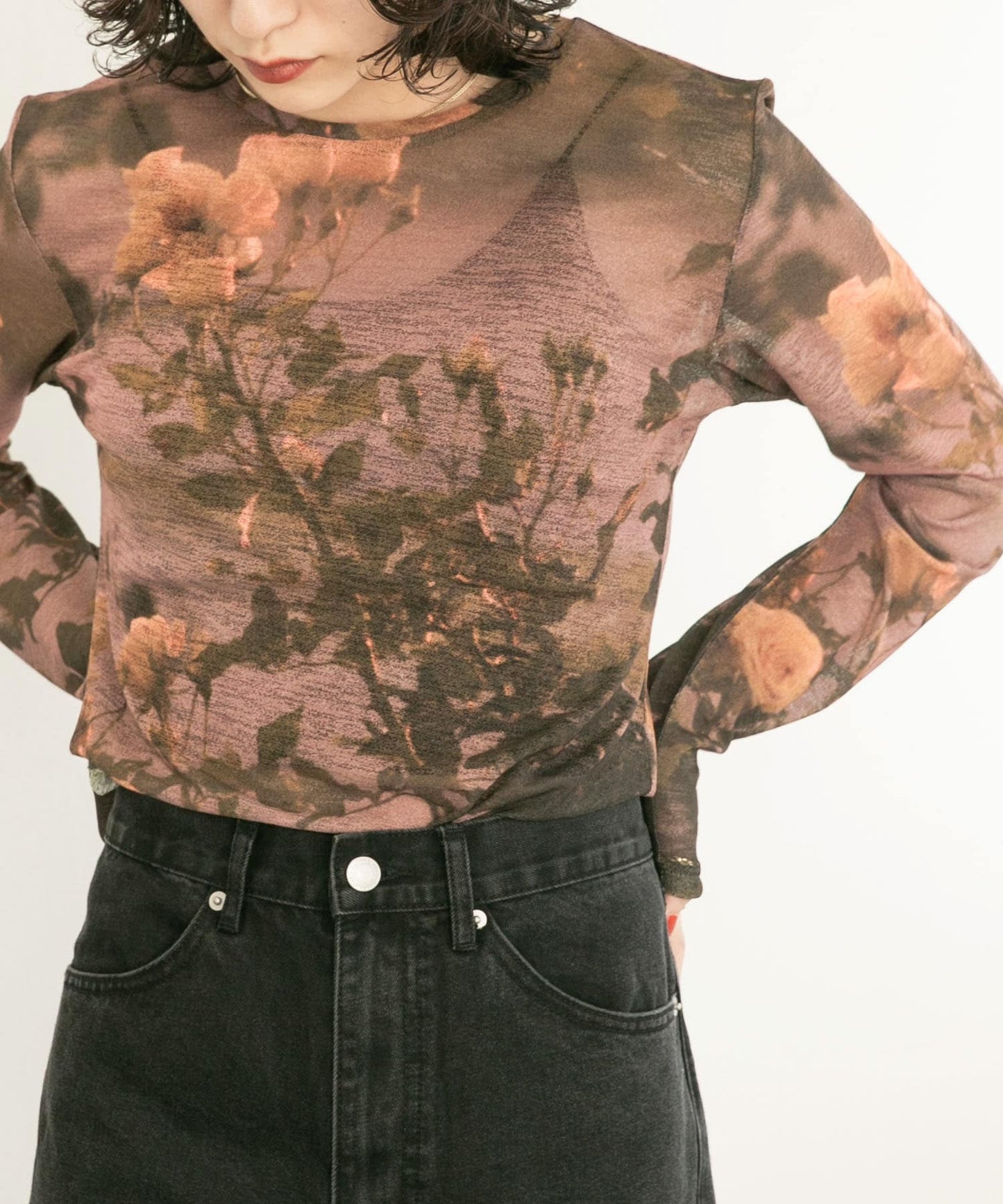 graphic sheer top (flower) *JP