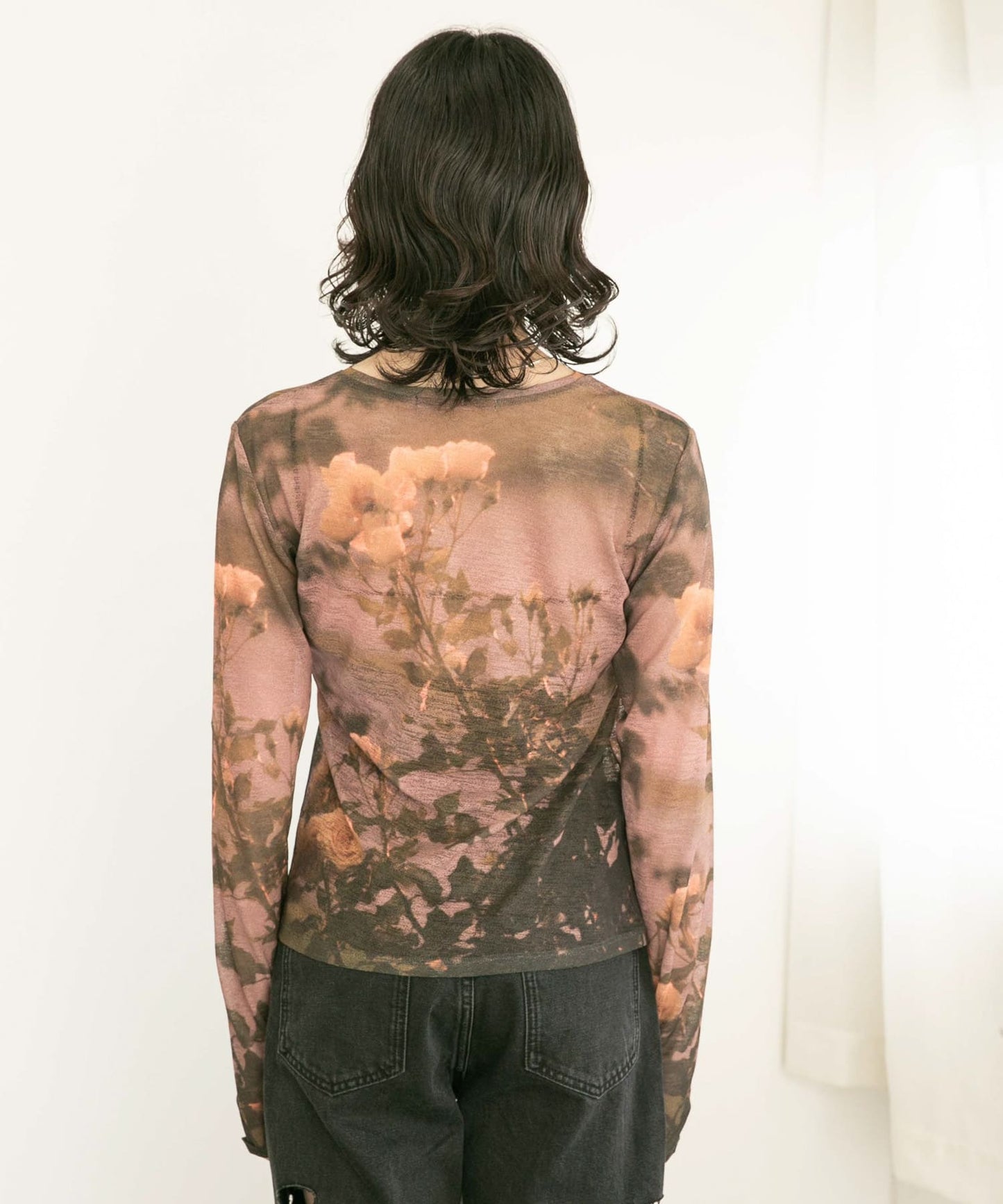 graphic sheer top (flower) *JP