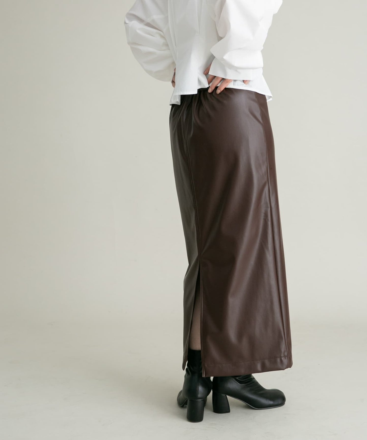 faux leather tight skirt (brown) *JP