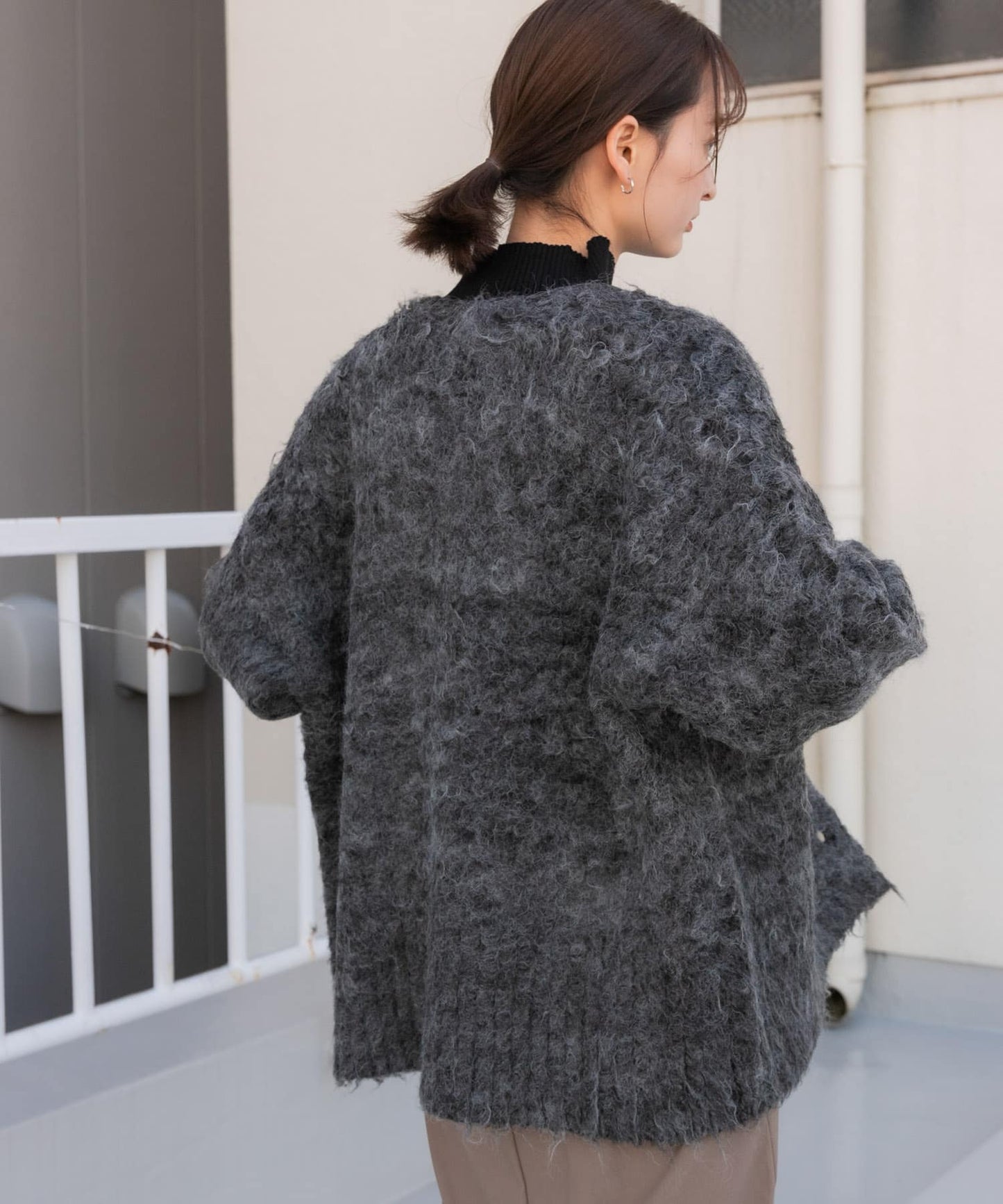 shaggy cardigan (charcoal) *JP