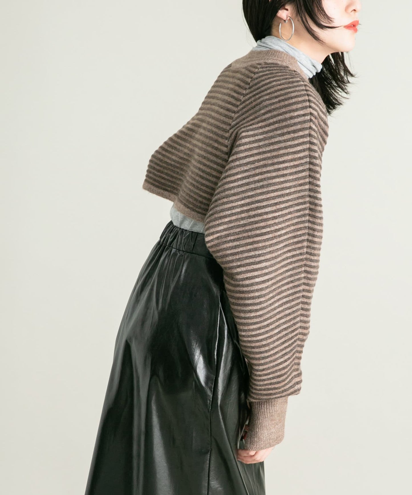 2way tuck cropped knit (brown)