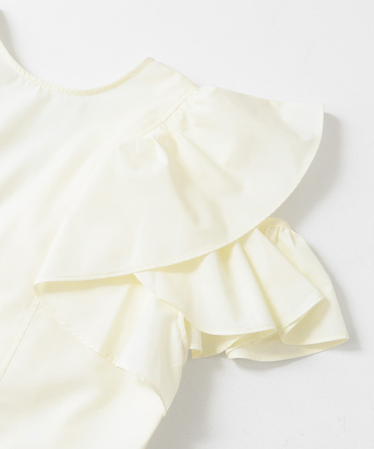 multi-way ruffle blouse (white) *JP