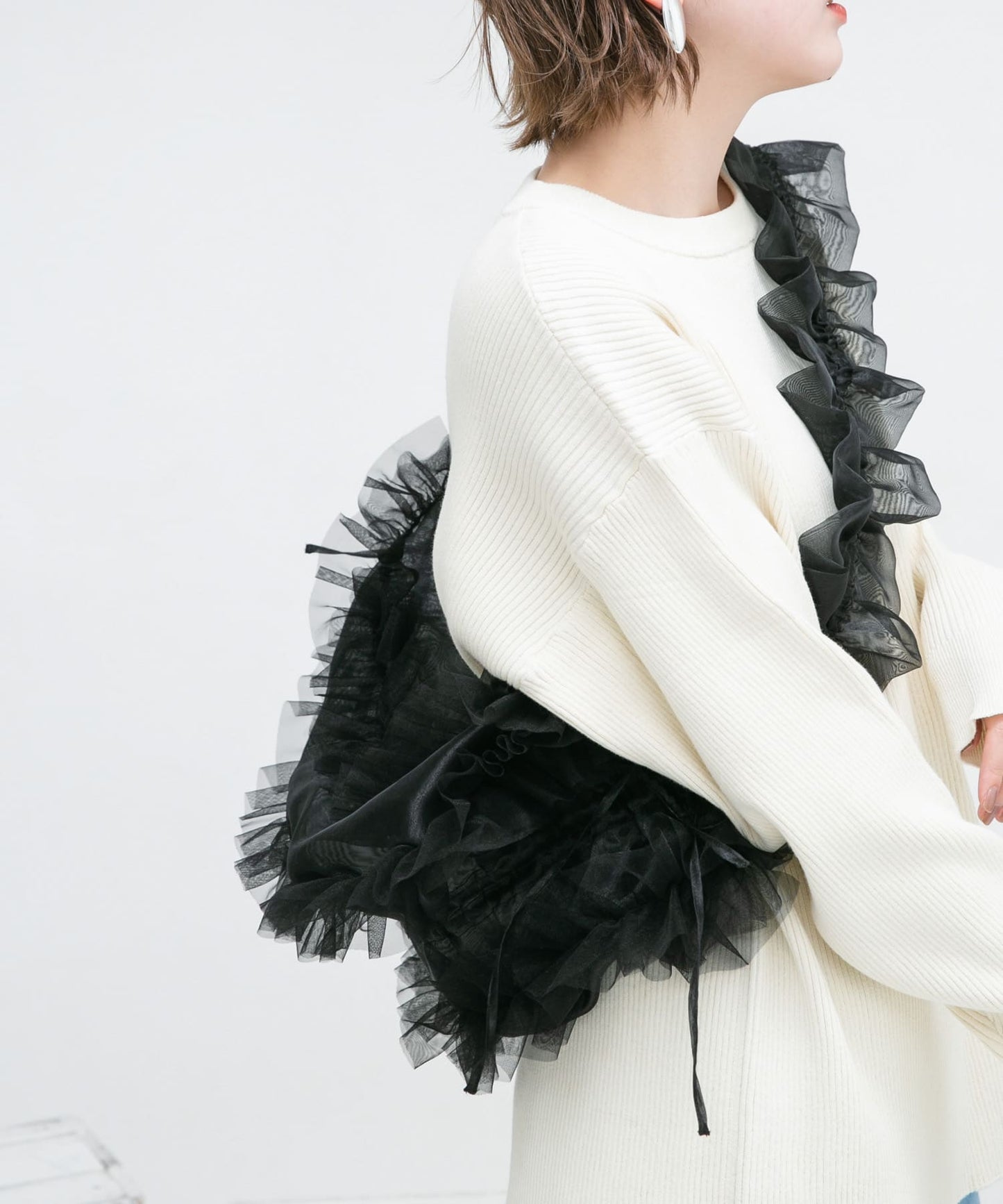 frilled tulle bag (black) *JP