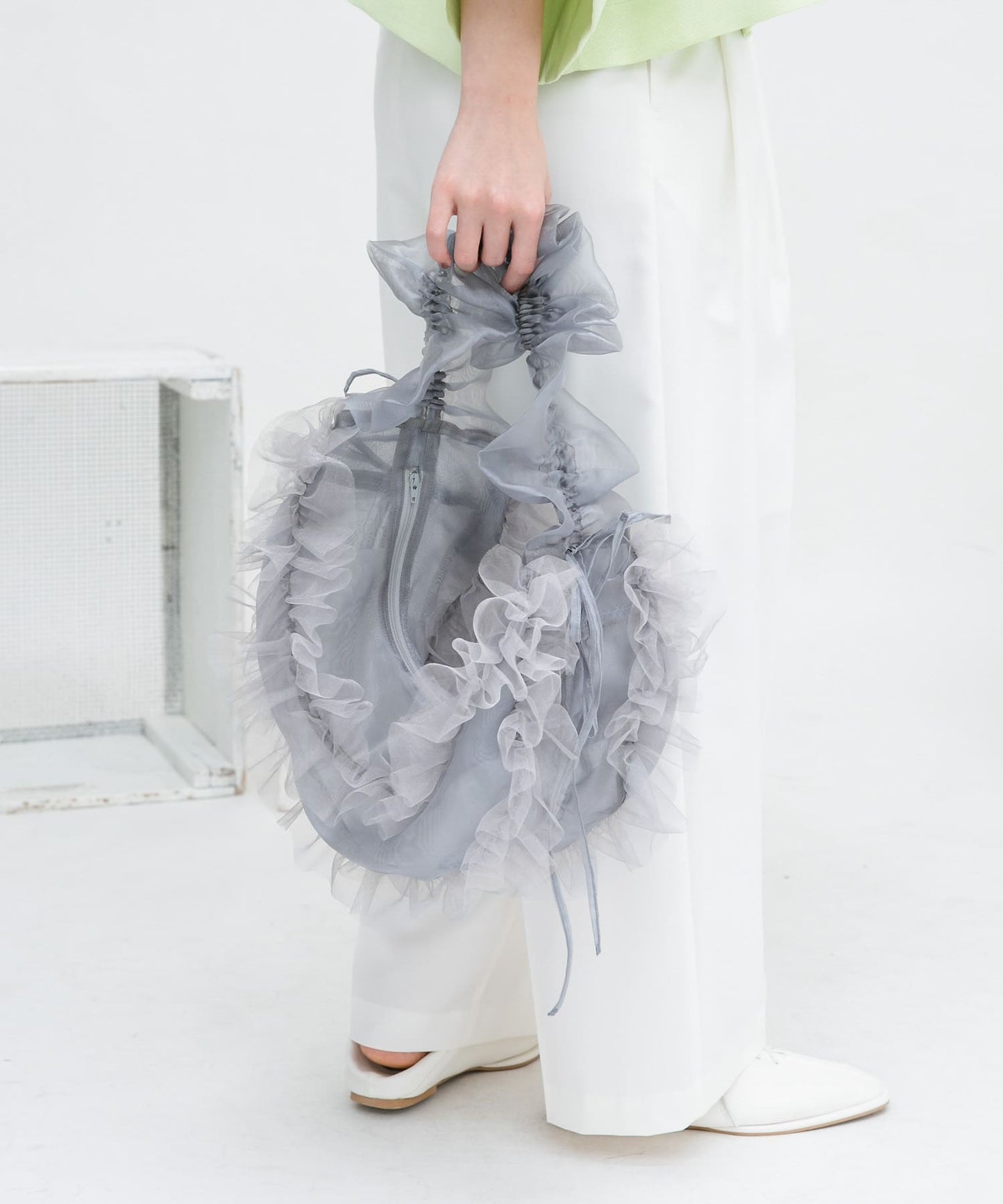 frilled tulle bag (grey) *JP