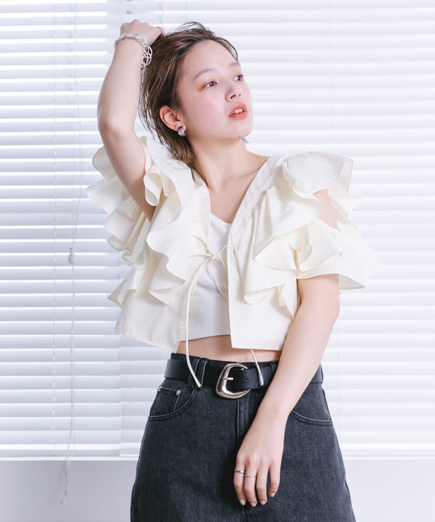 multi-way ruffle blouse (white) *JP