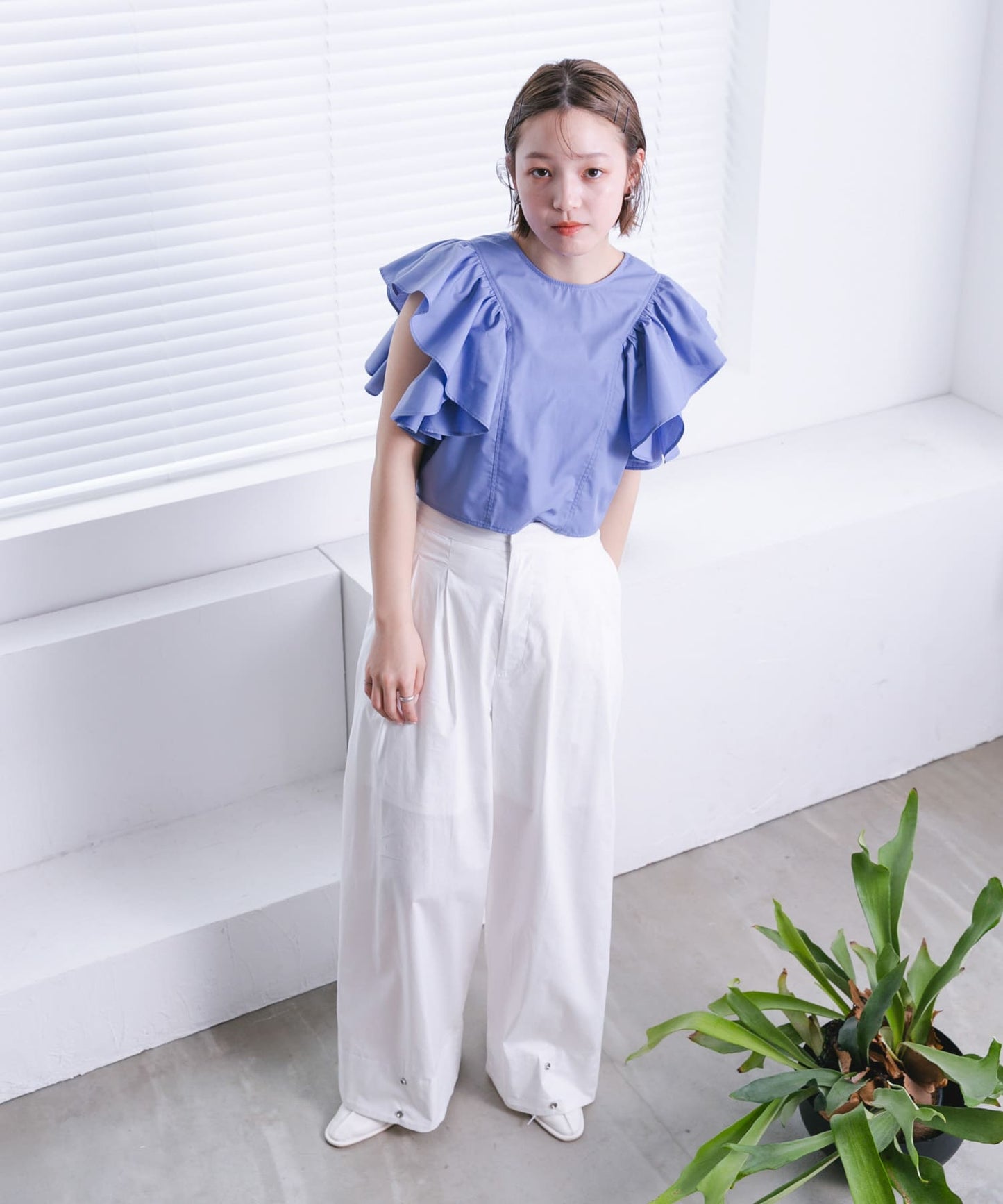 multi-way ruffle blouse (lilac blue) *JP