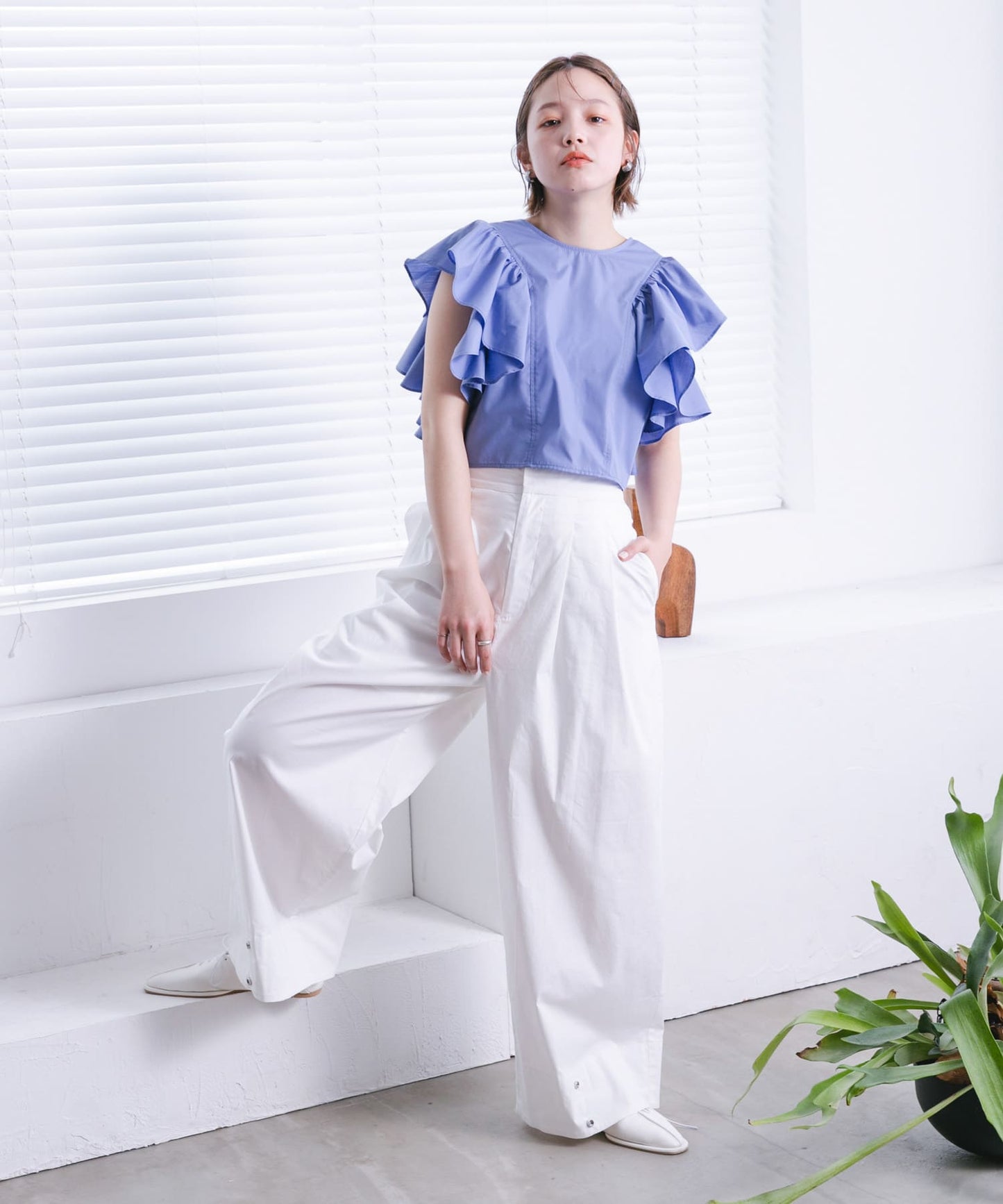 multi-way ruffle blouse (lilac blue) *JP