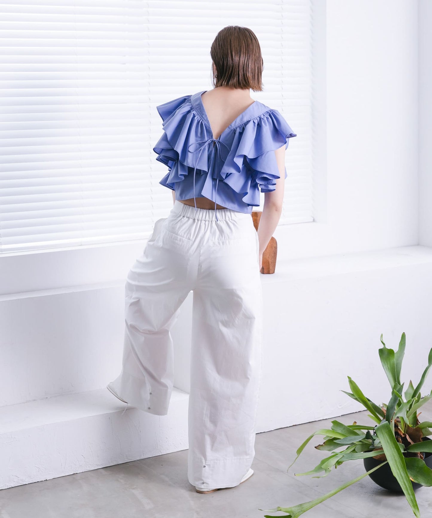 multi-way ruffle blouse (lilac blue) *JP