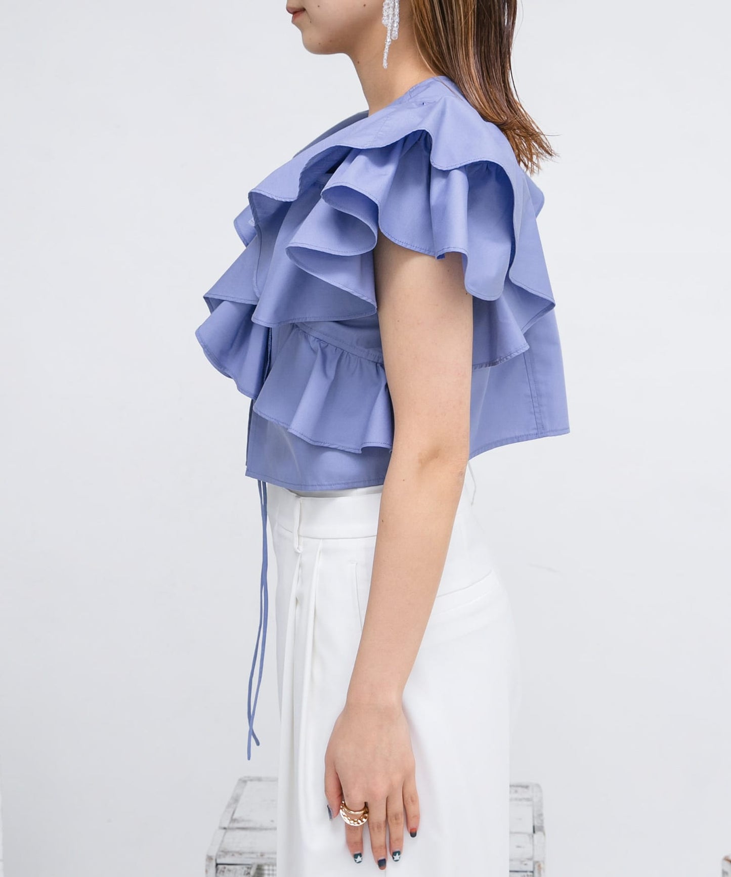 multi-way ruffle blouse (lilac blue) *JP