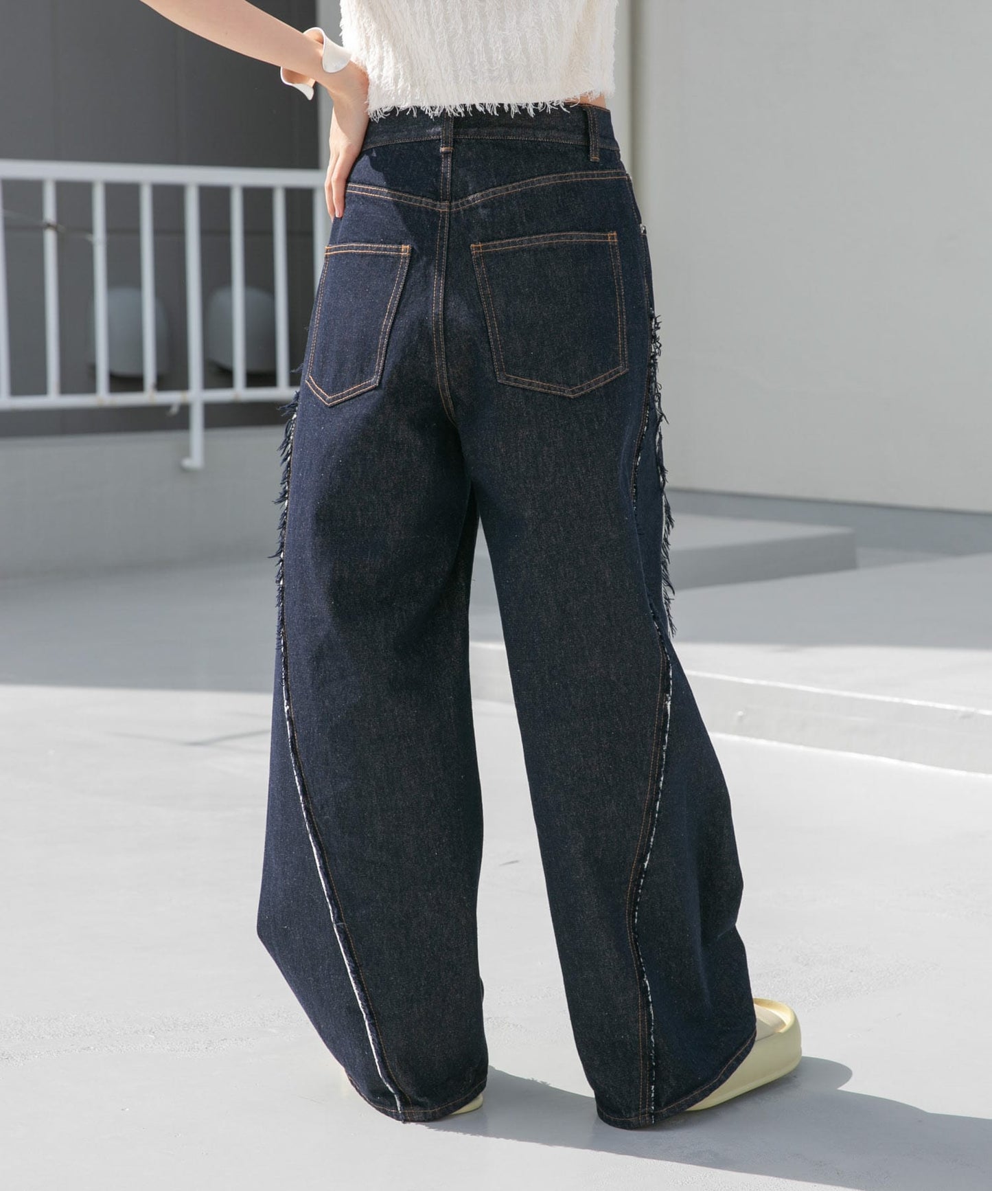 cut-off wide denim (indigo) *JP