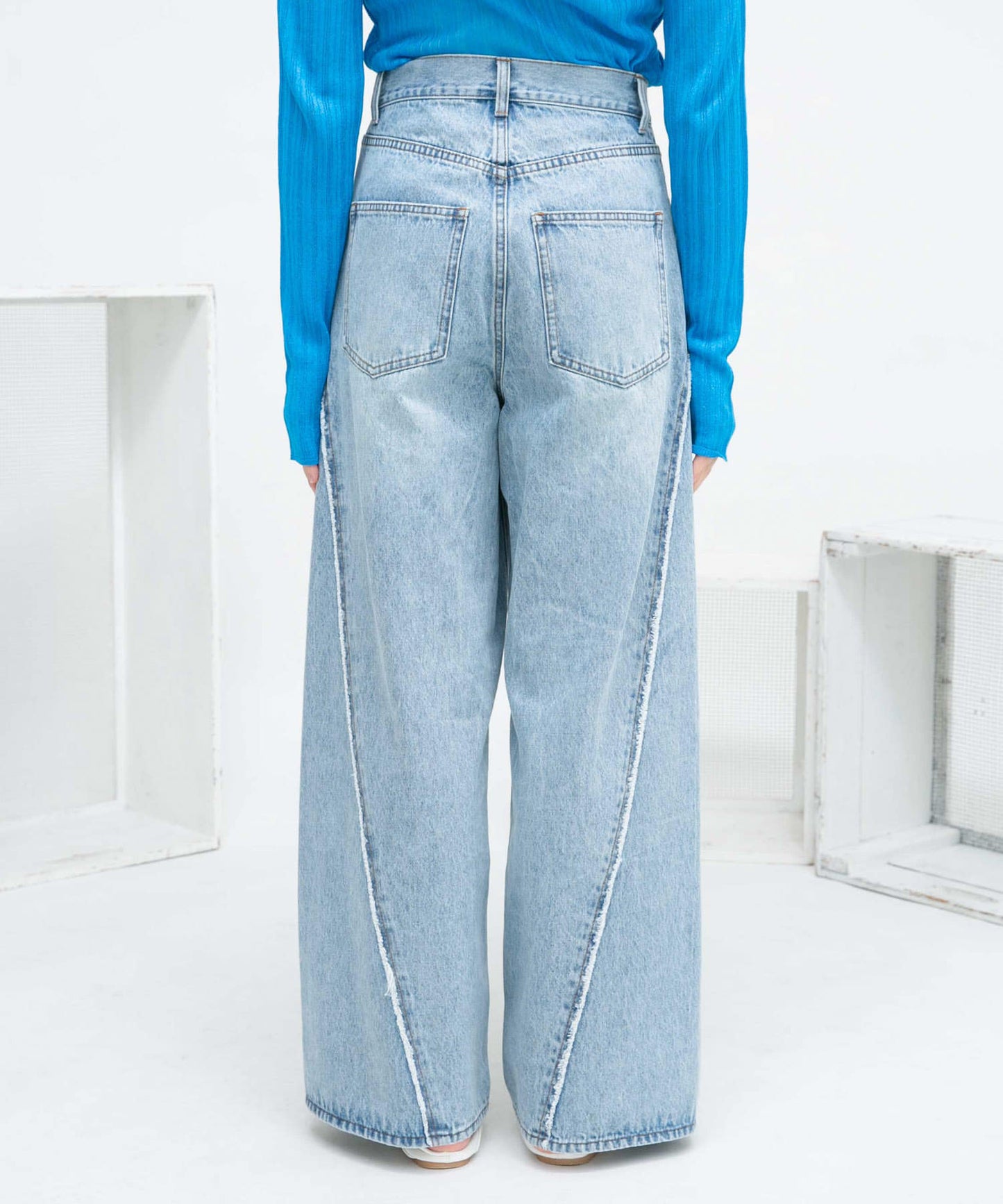 cut-off wide denim (light blue) *JP