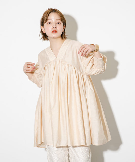 volume gathered mini dress (beige) *JP