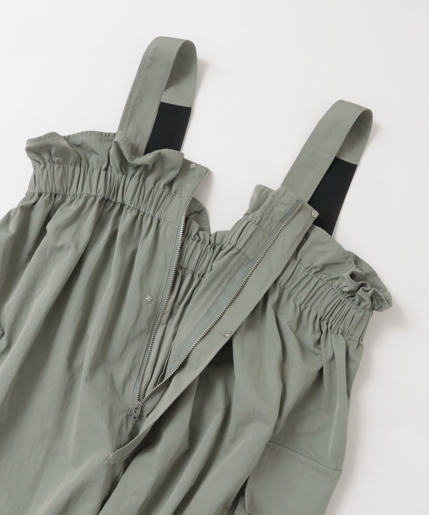 military ruffle ops (khaki) *JP