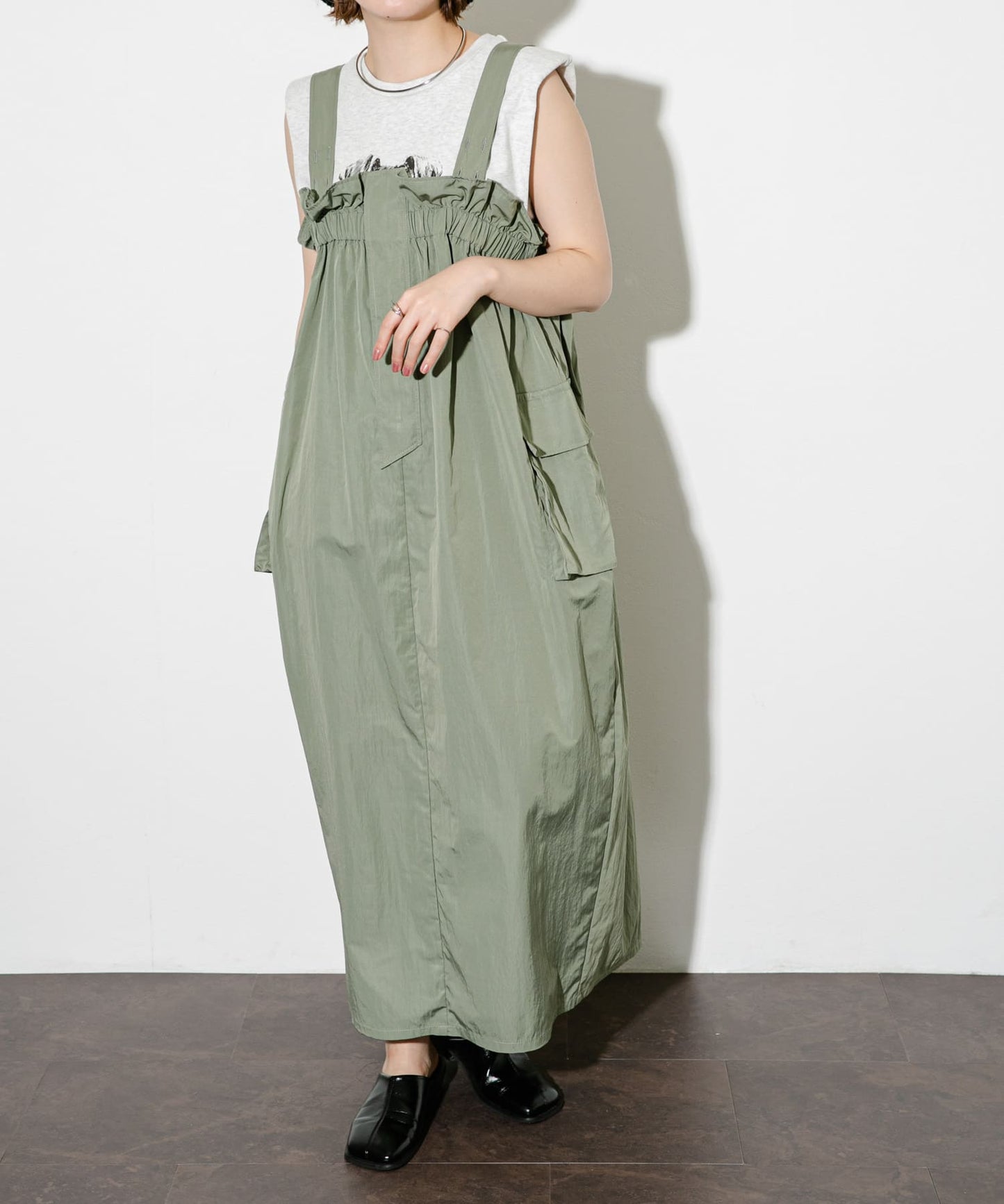 military ruffle ops (khaki) *JP