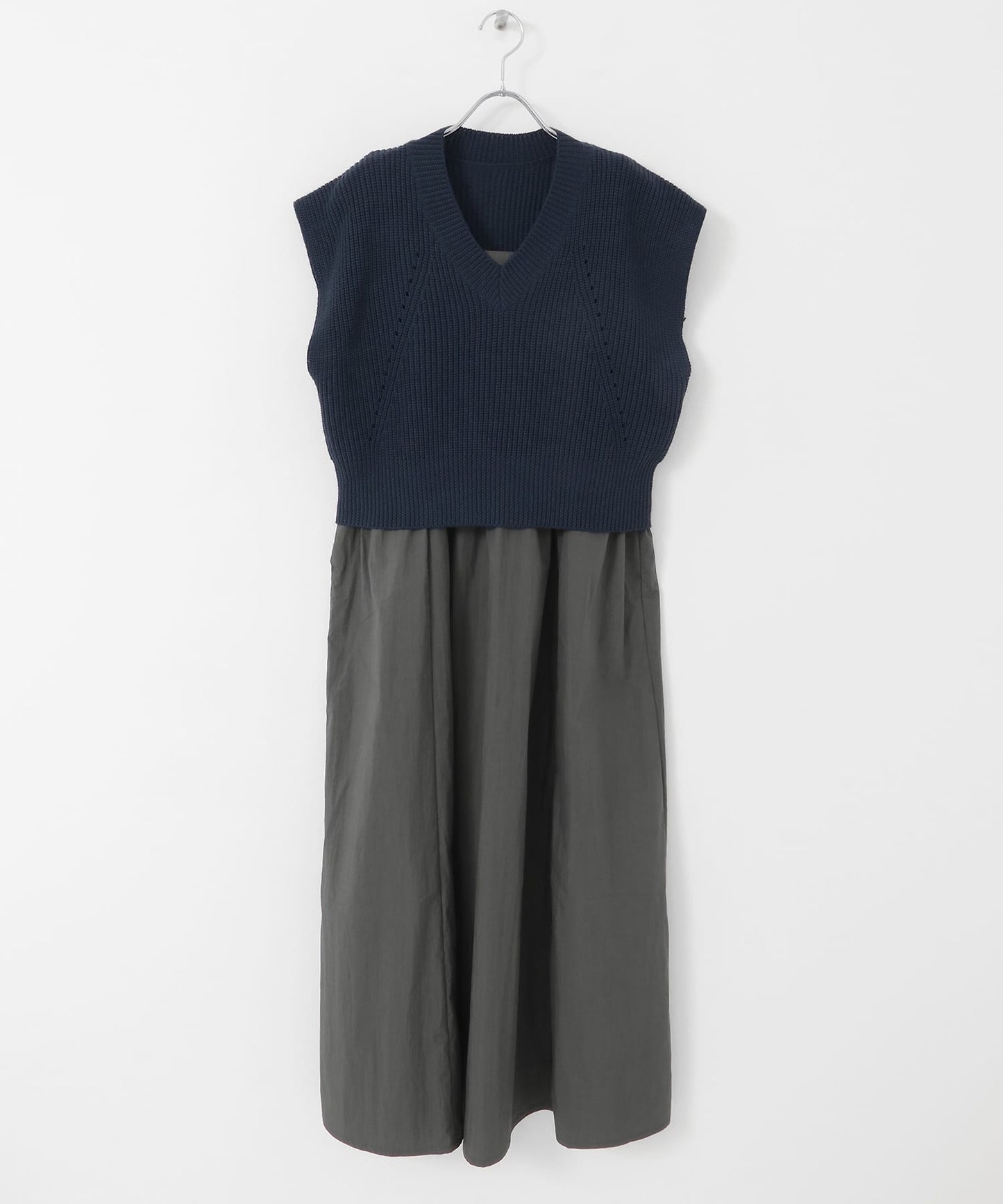 knit vest set dress (navy x charcoal) *JP