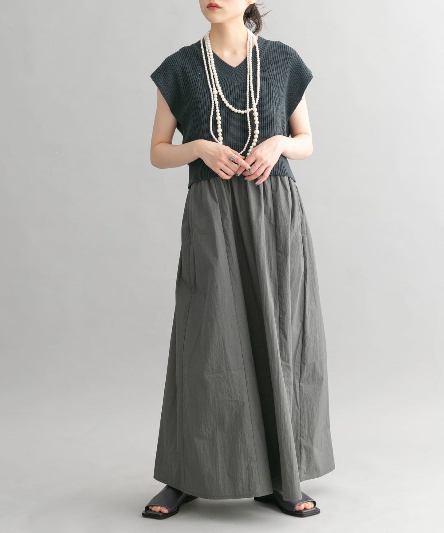 knit vest set dress (navy x charcoal) *JP