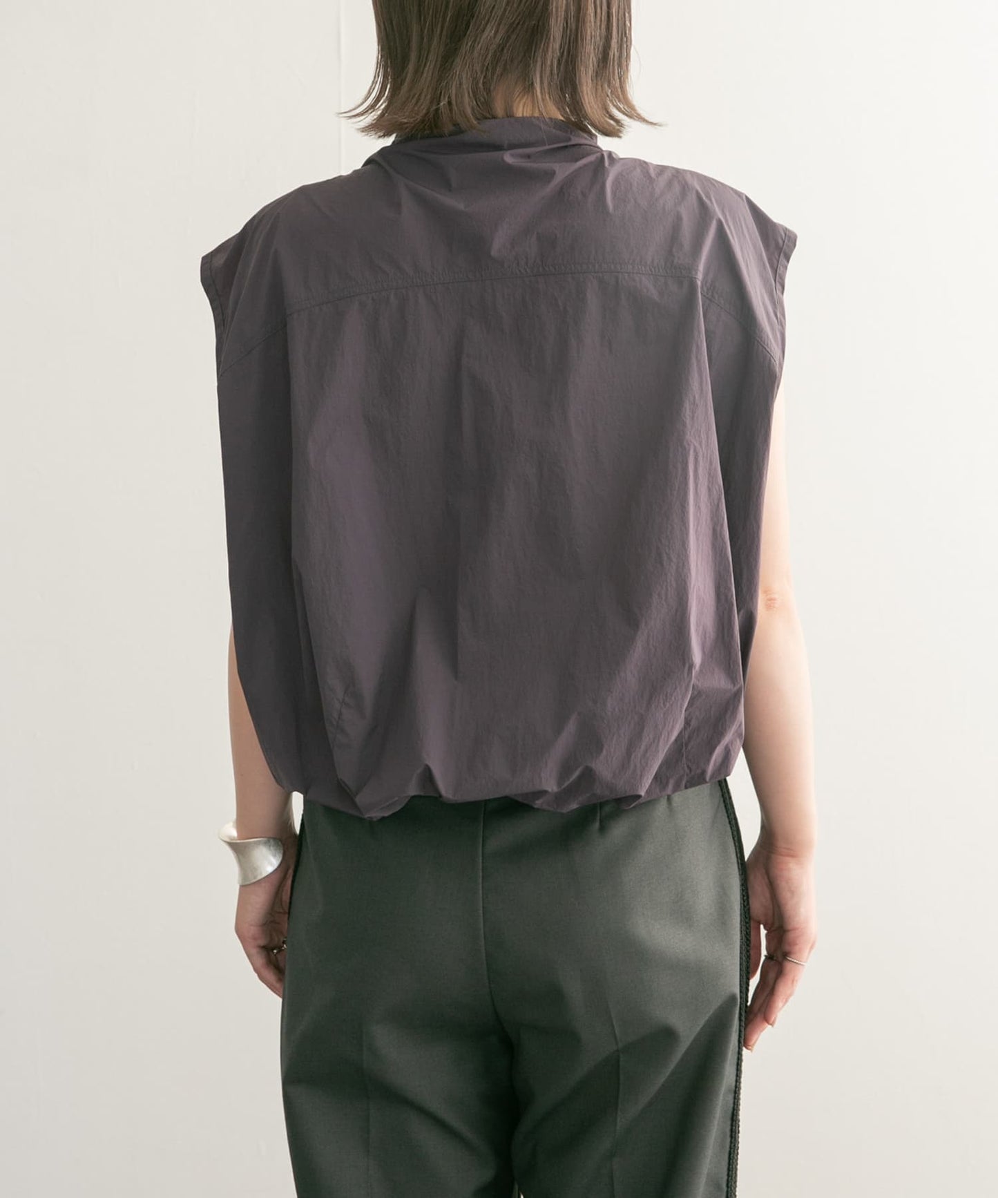 compact ZIP vest (charcoal) *JP