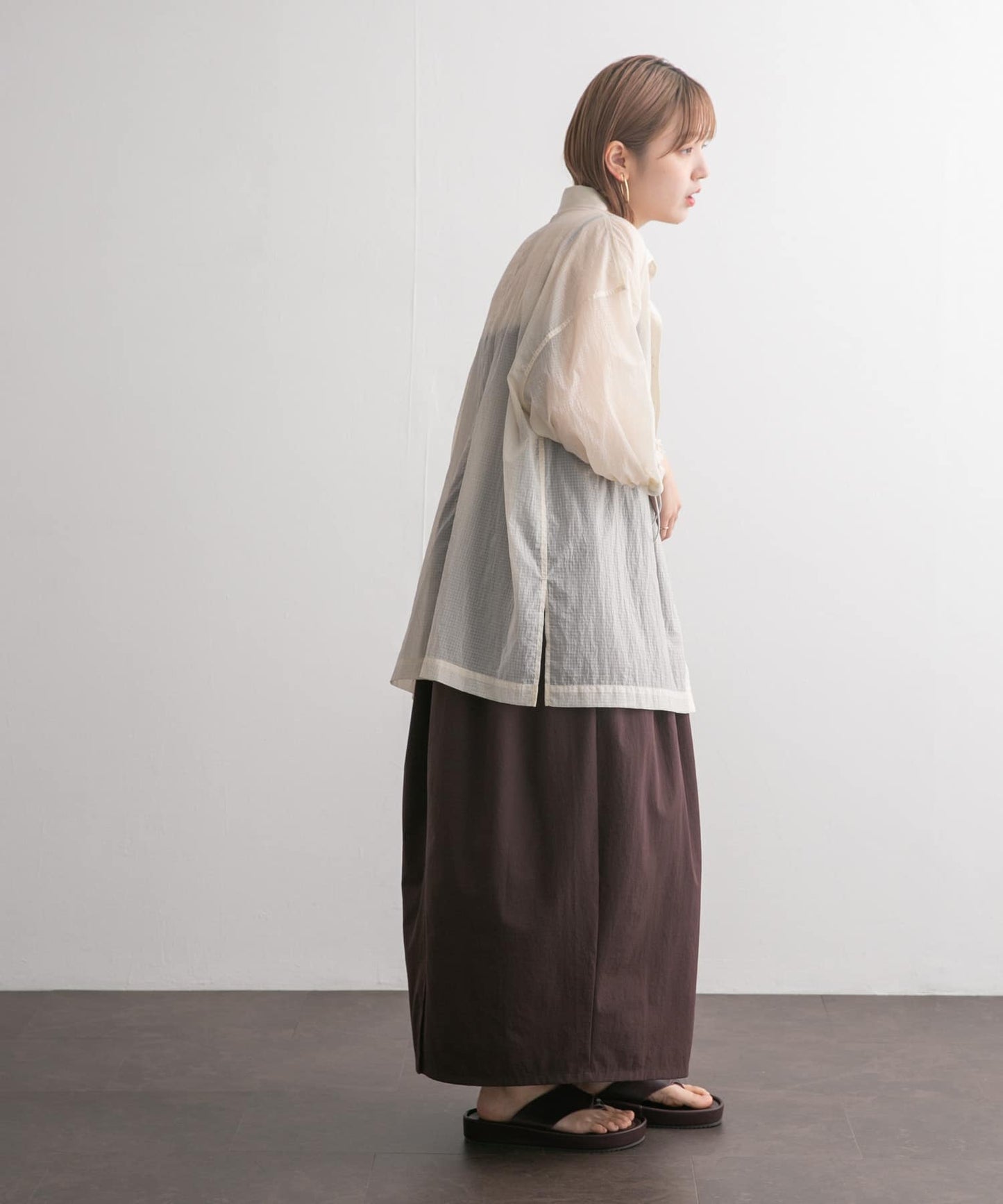 sheer loose shirt (light beige) *JP