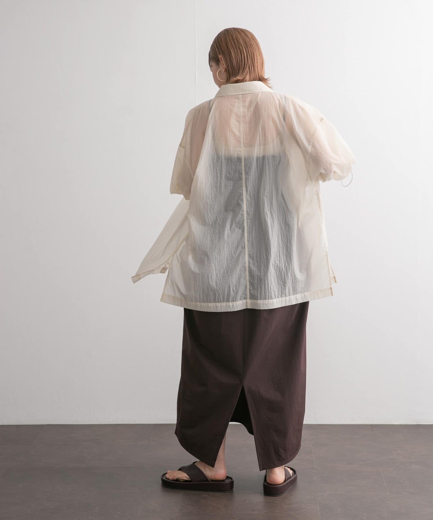 sheer loose shirt (light beige) *JP