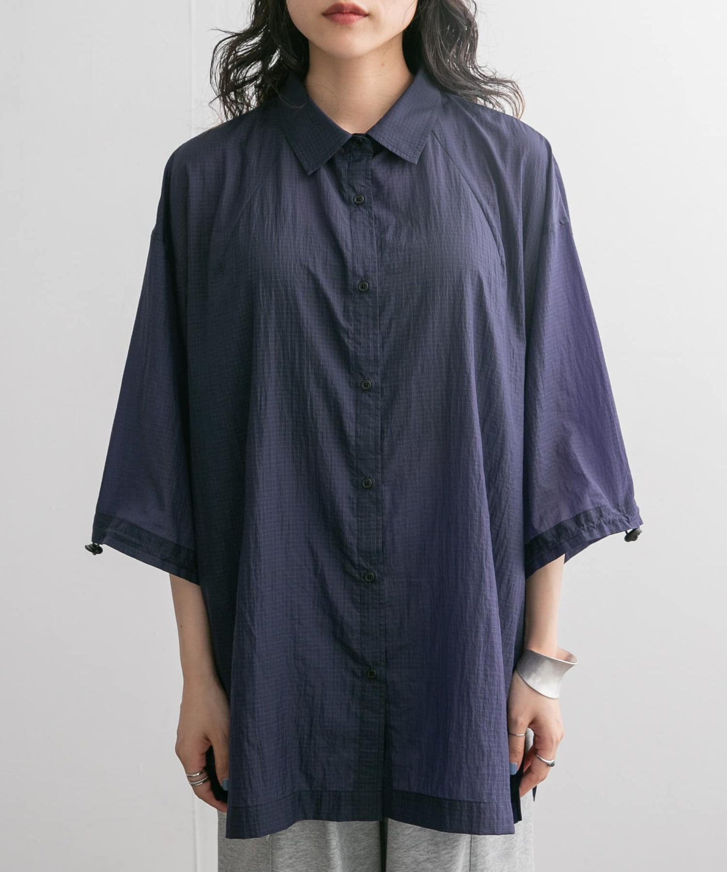 sheer loose shirt (navy) *JP