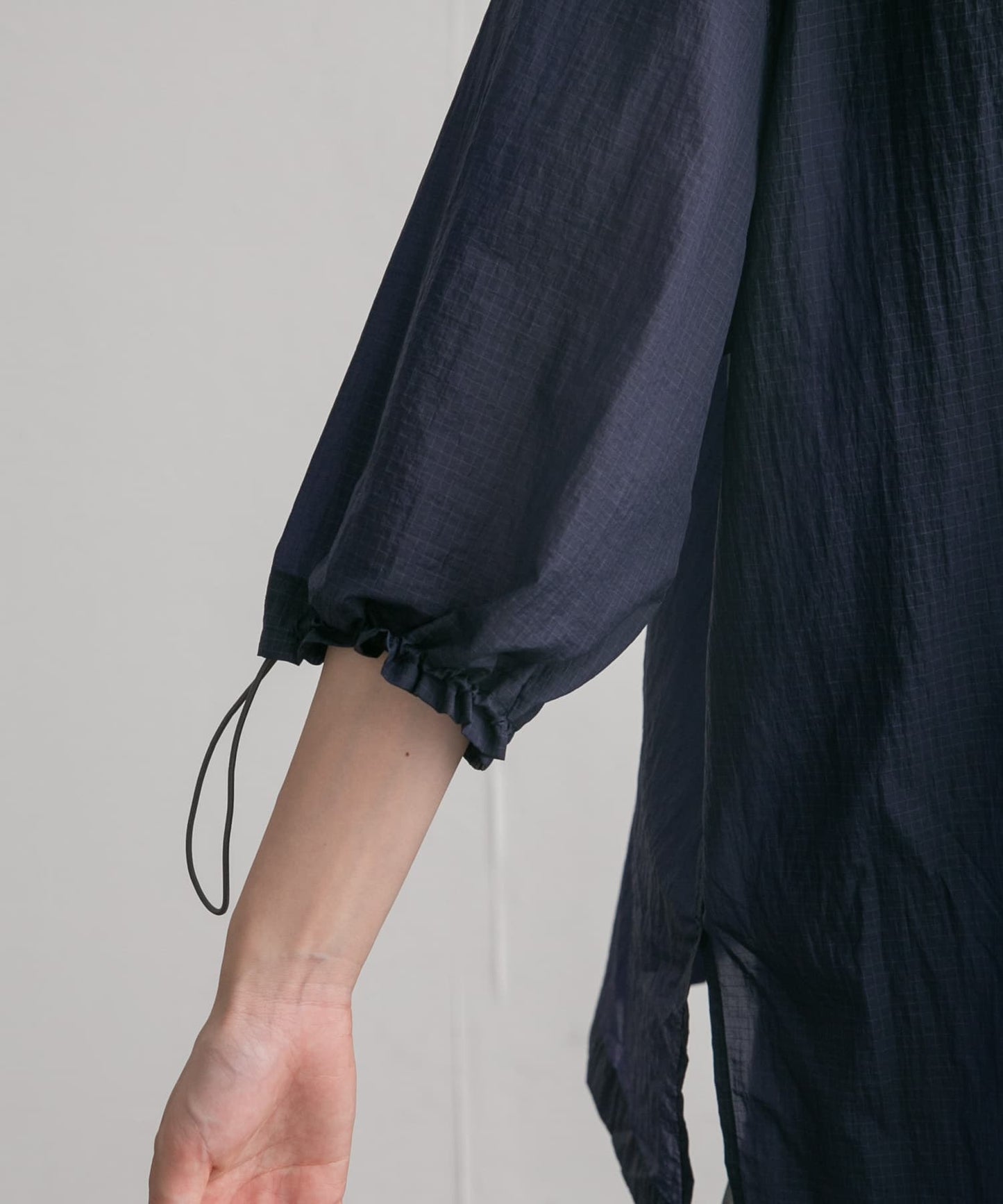 sheer loose shirt (navy) *JP