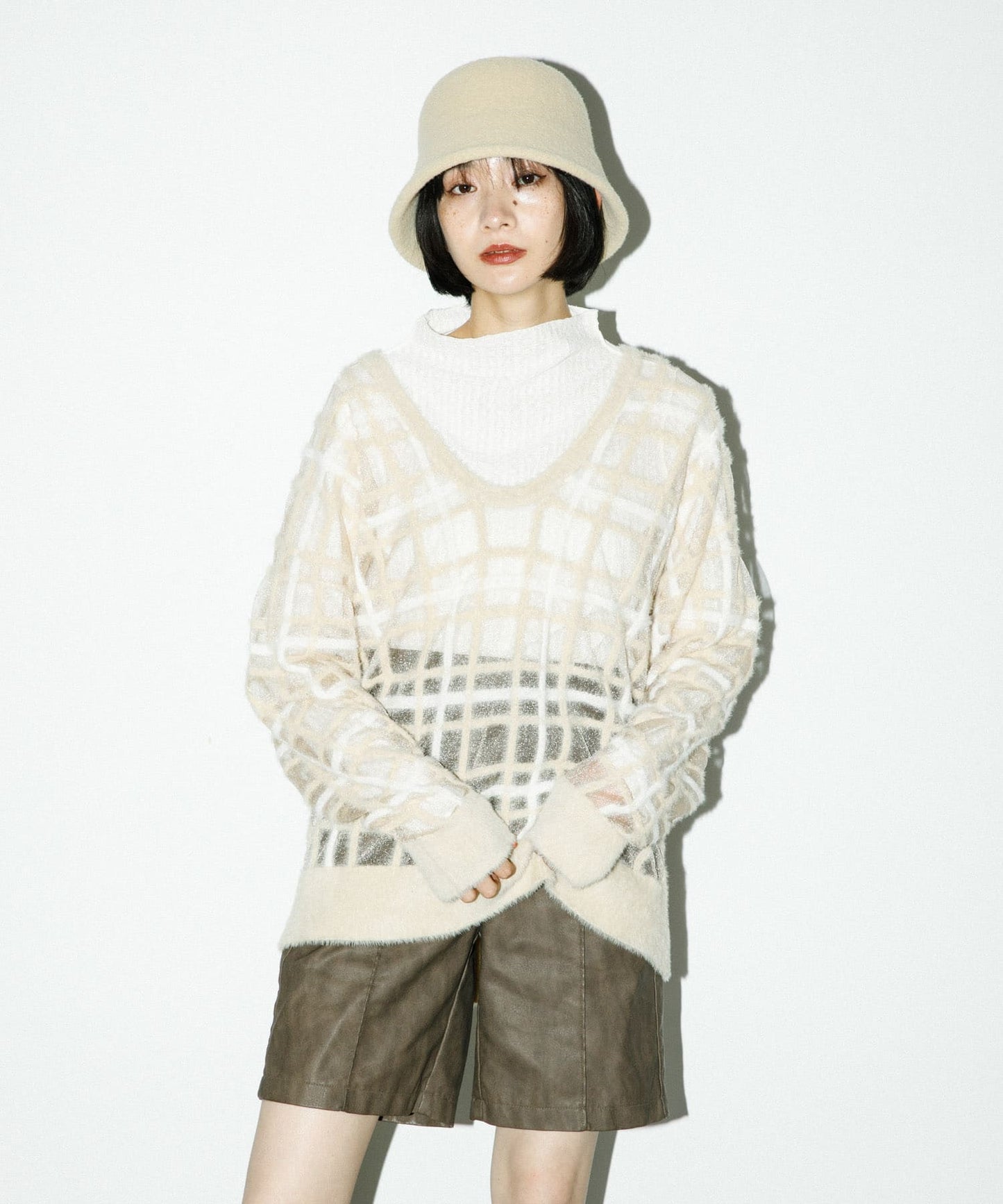 sheer check feather knit (light beige) *JP