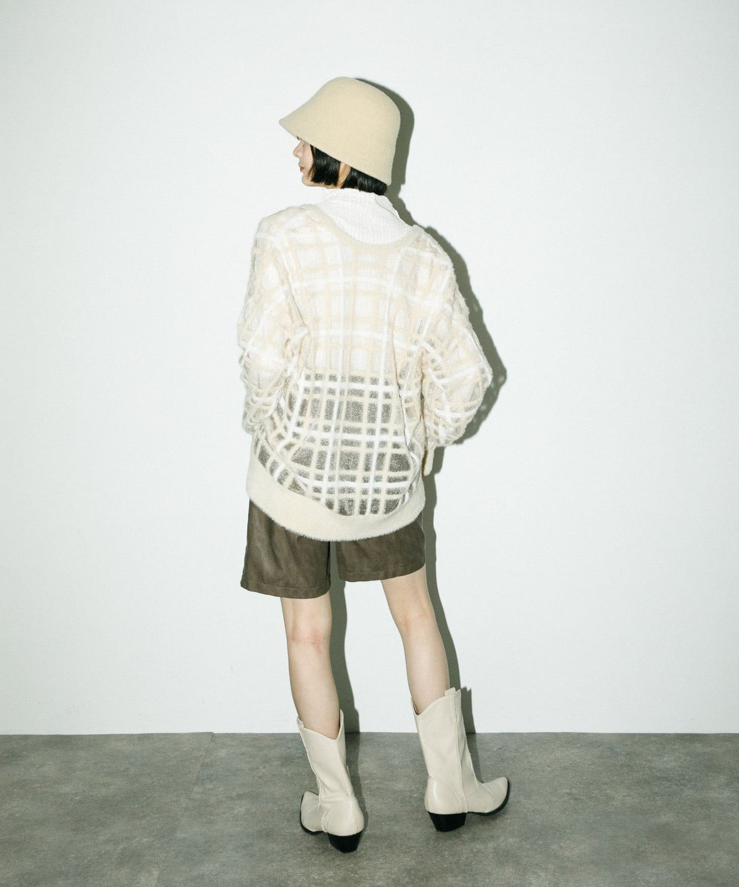 sheer check feather knit (light beige) *JP