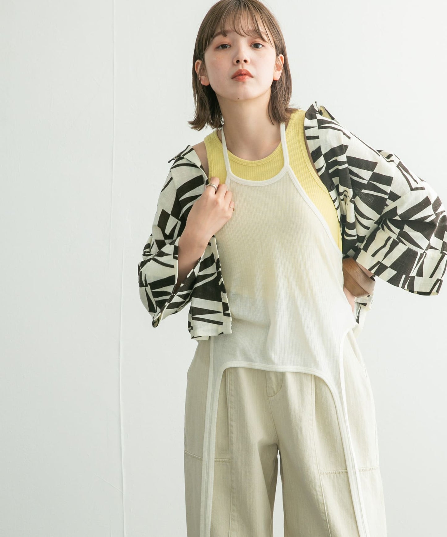 layered tank top (ivory x yellow) *JP