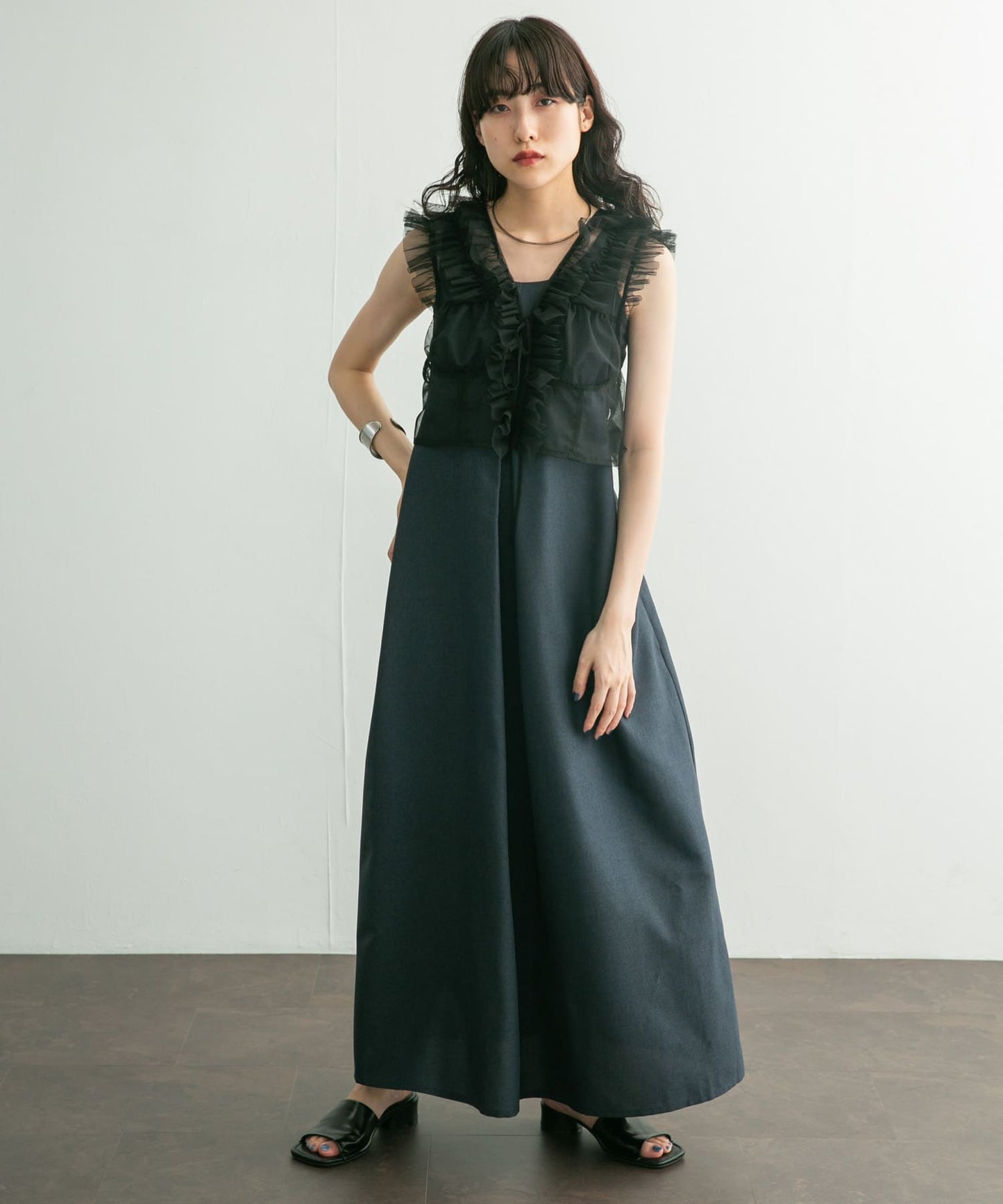 tulle frill vest (black) *JP