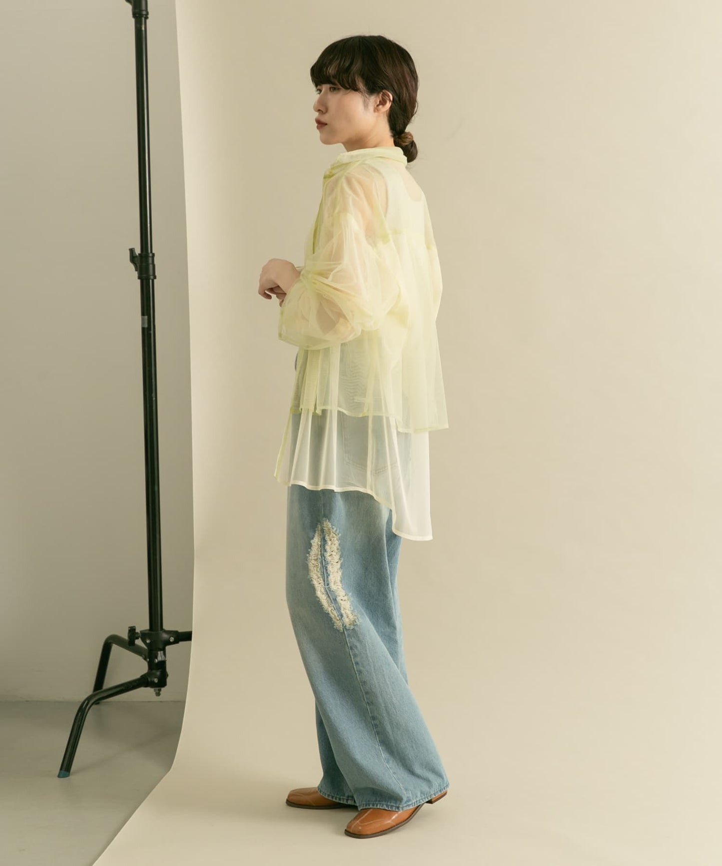 layered sheer shirt (light green x ivory) *JP