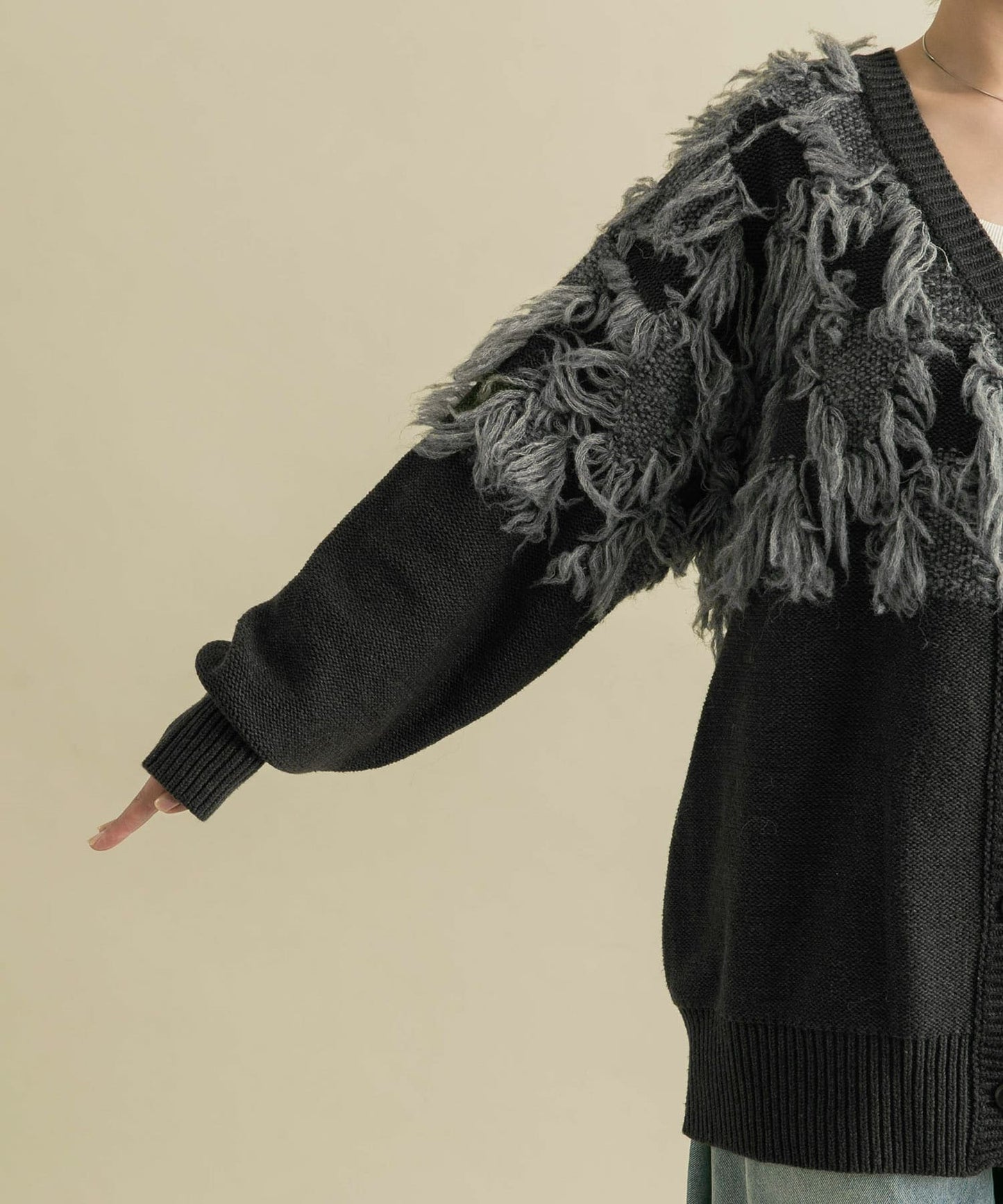 jacquard fringe cardigan (black) *JP