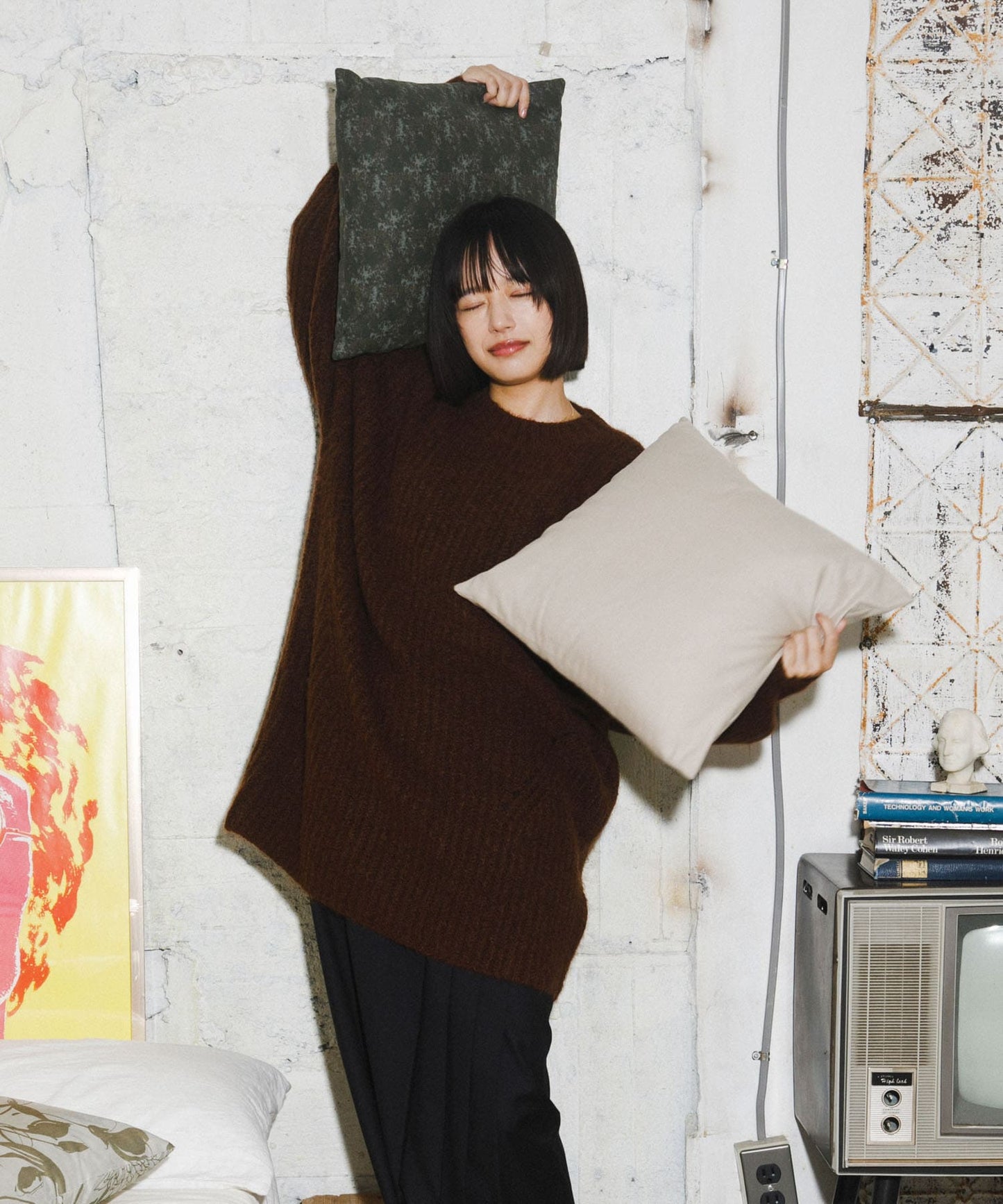 volume knit mini dress (brown) *JP