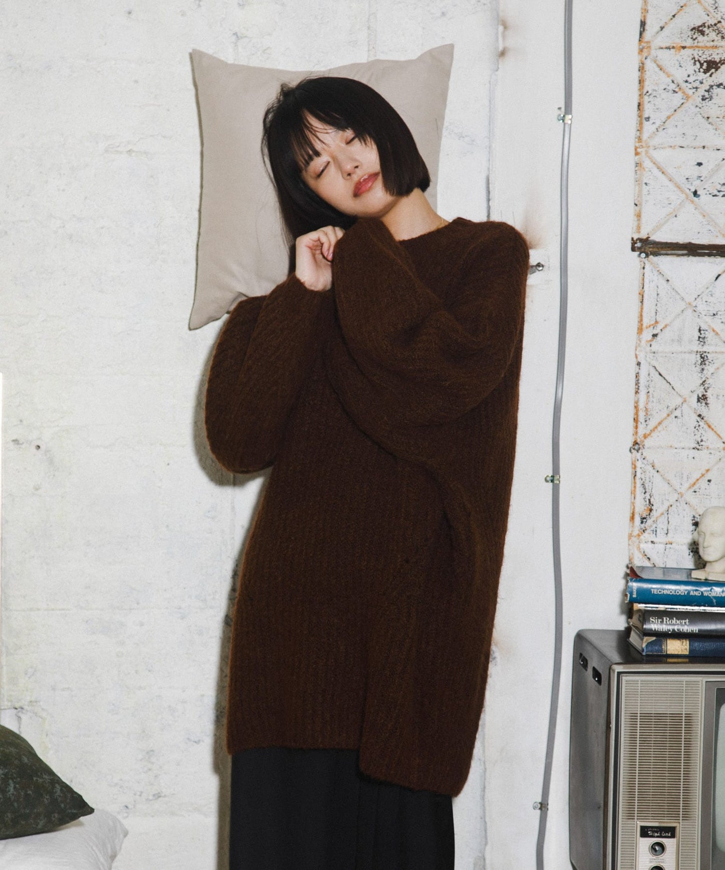 volume knit mini dress (brown) *JP