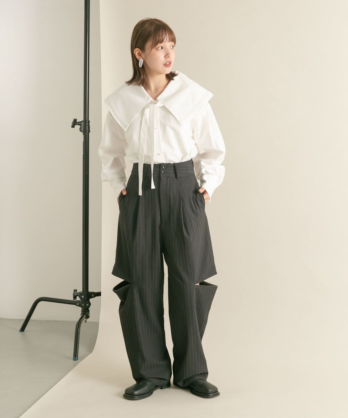 knee slit 2-way pants (gray striped) *JP