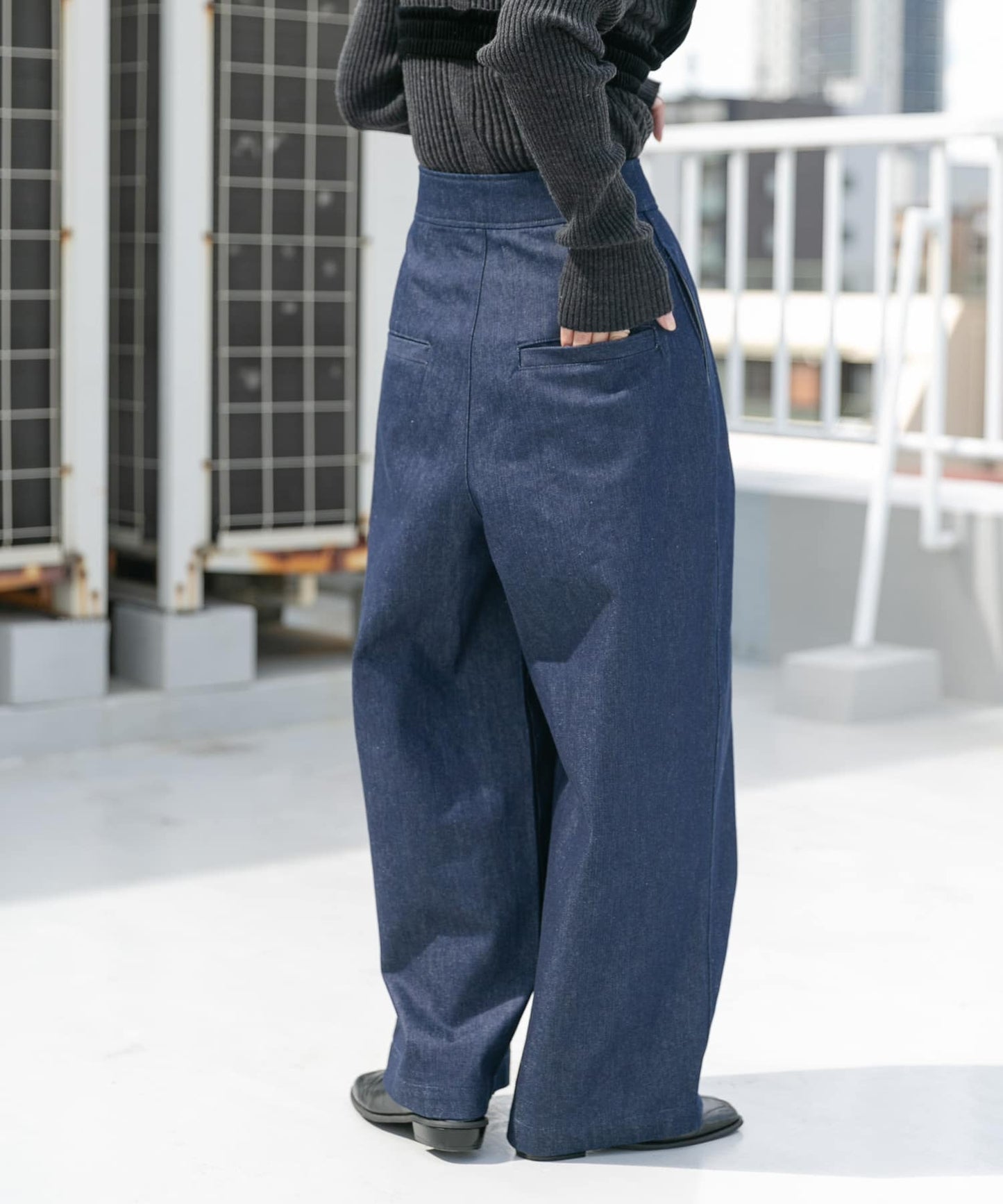 tuck cocoon denim (navy) *JP