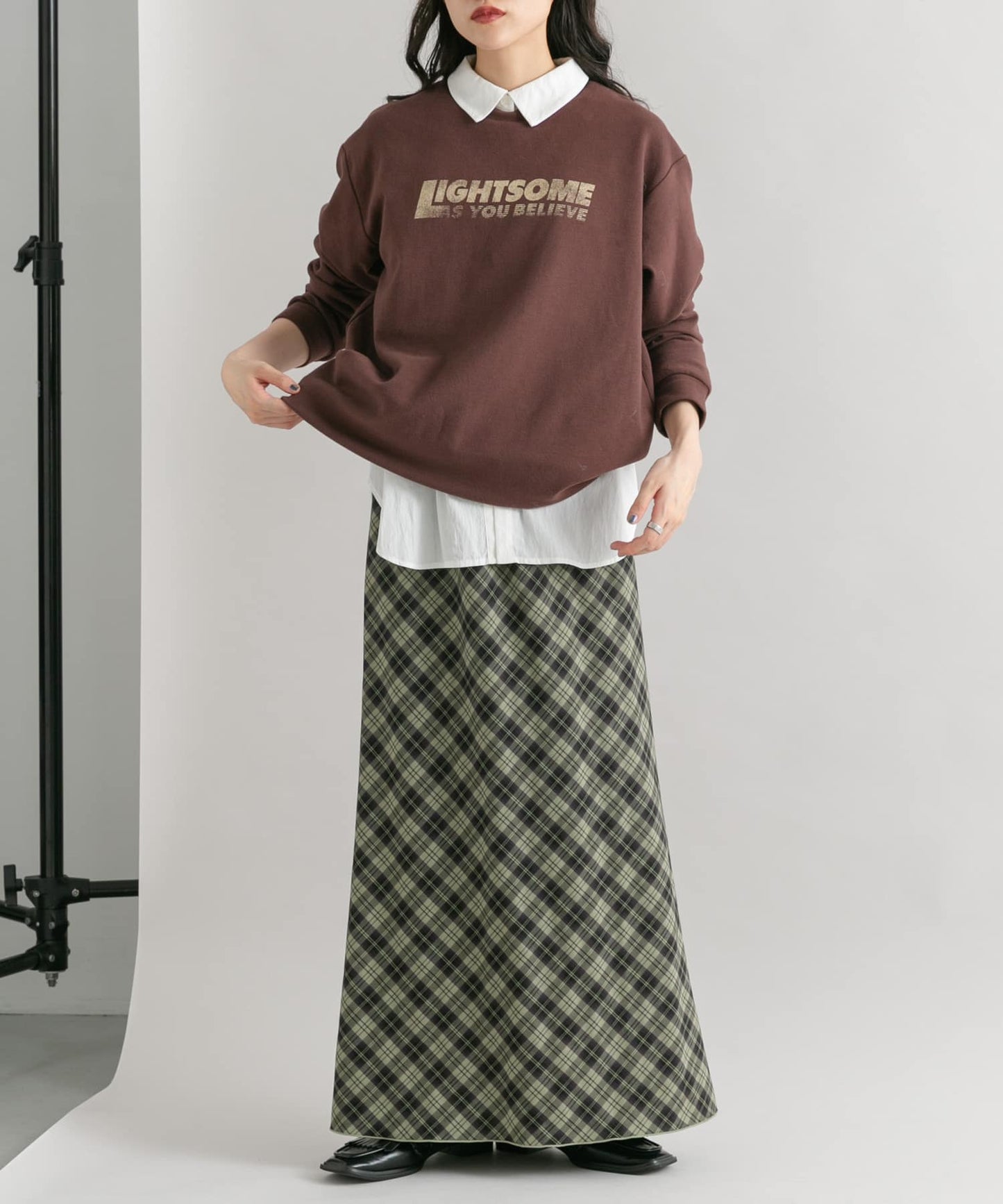 check narrow skirt (khaki x black) *JP