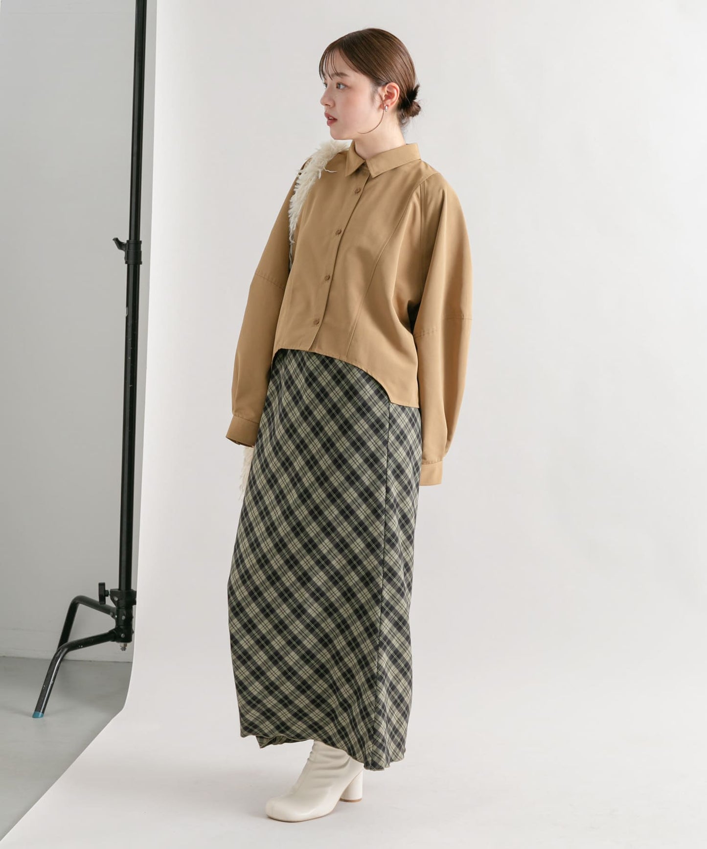 check narrow skirt (khaki x black) *JP