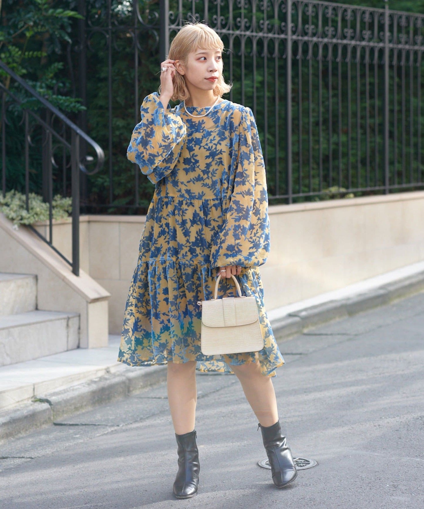 velvet flower mini dress (blue) *JP