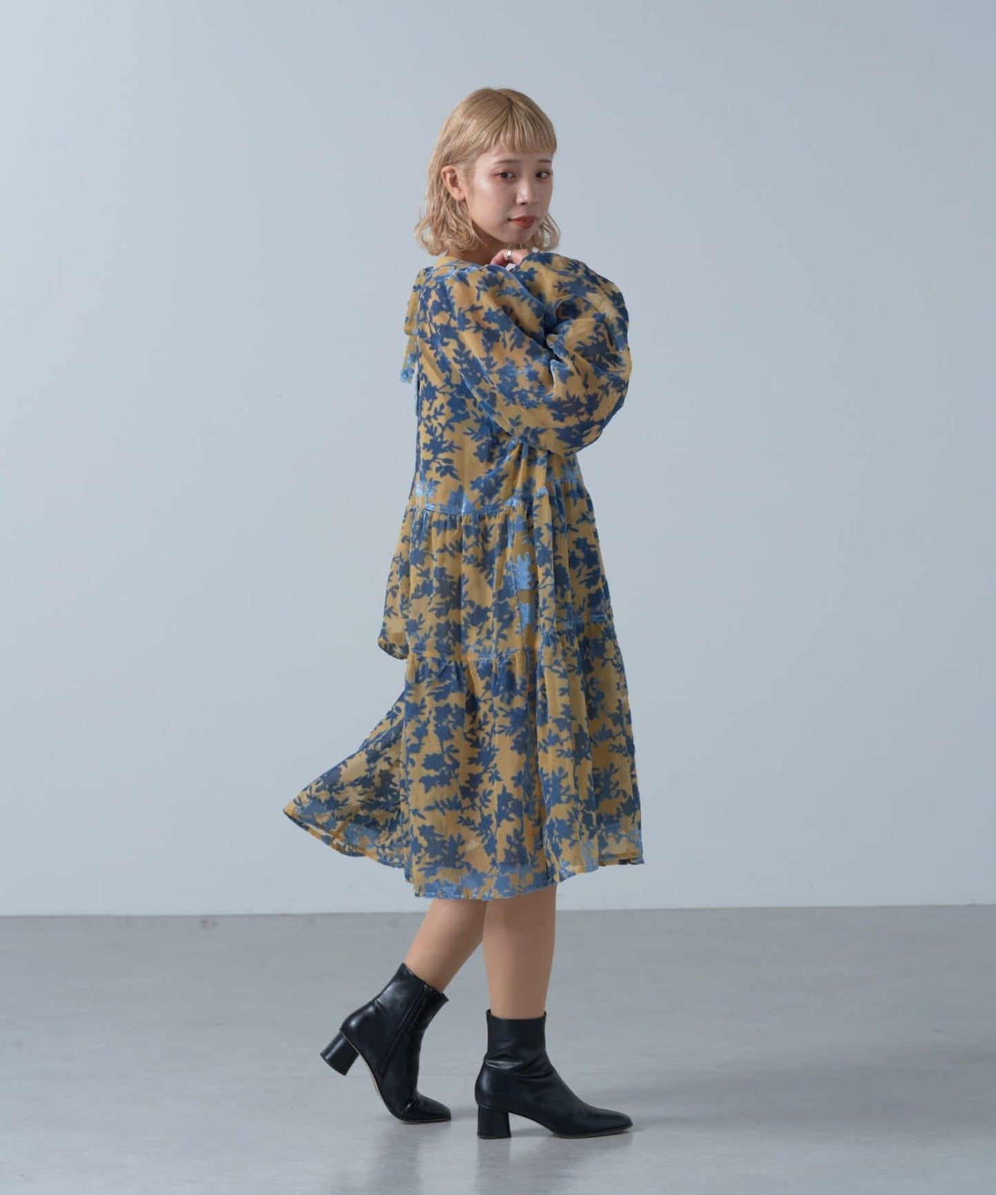 velvet flower mini dress (blue) *JP