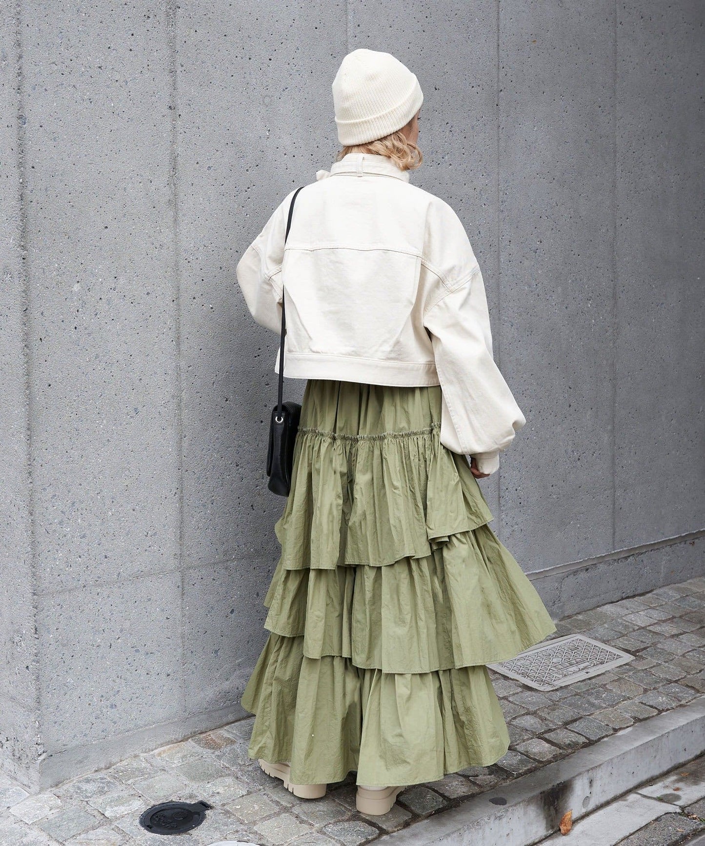 volume tiered skirt (khaki) *JP