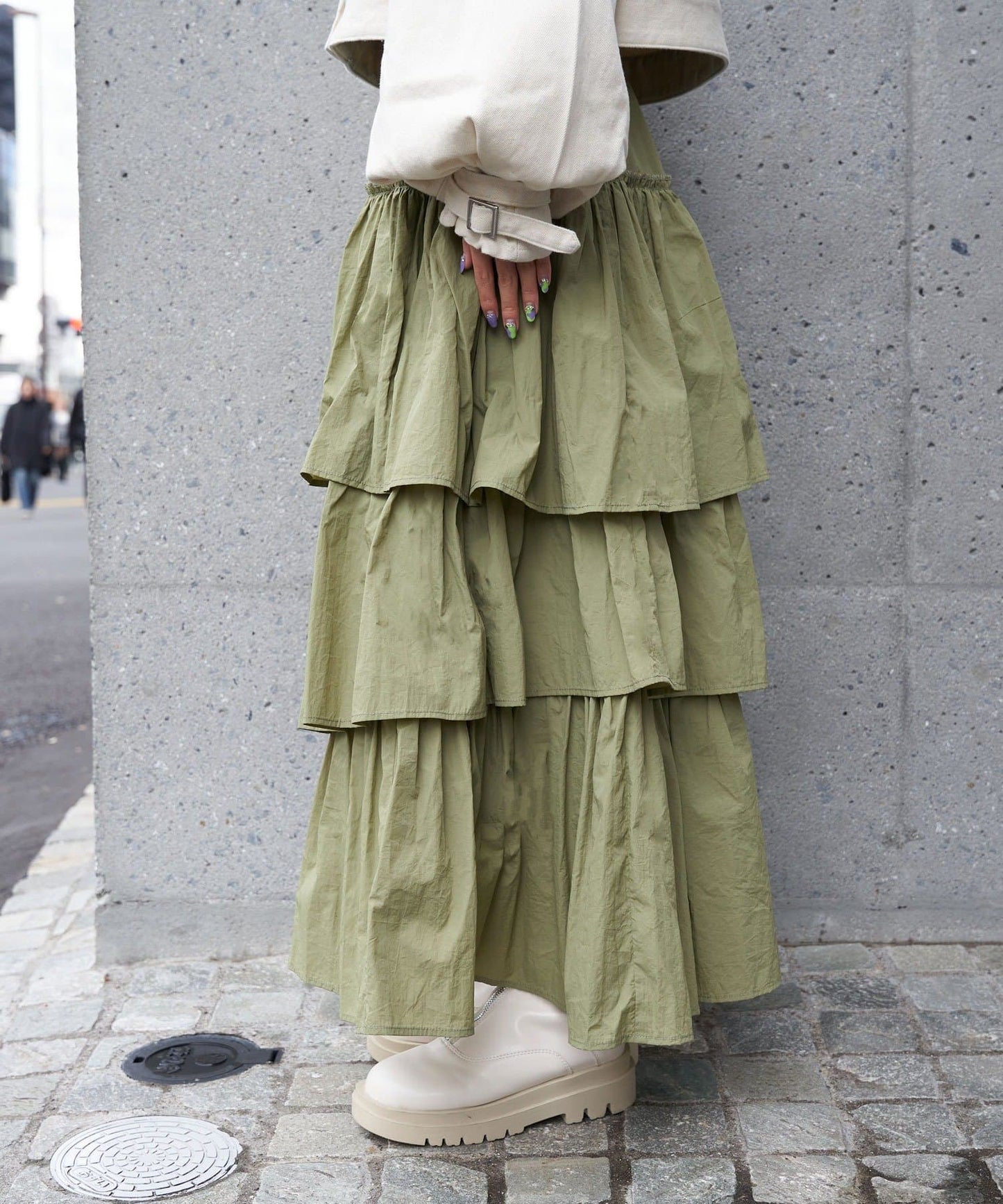 volume tiered skirt (khaki) *JP