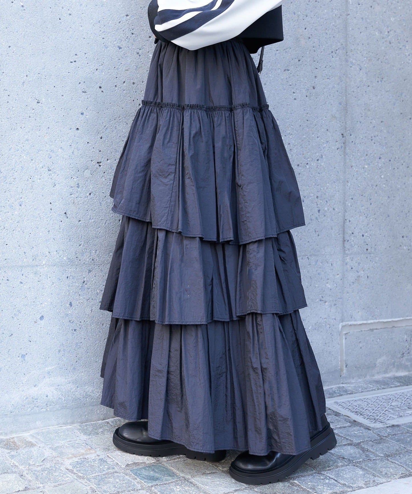 volume tiered skirt (black) *JP