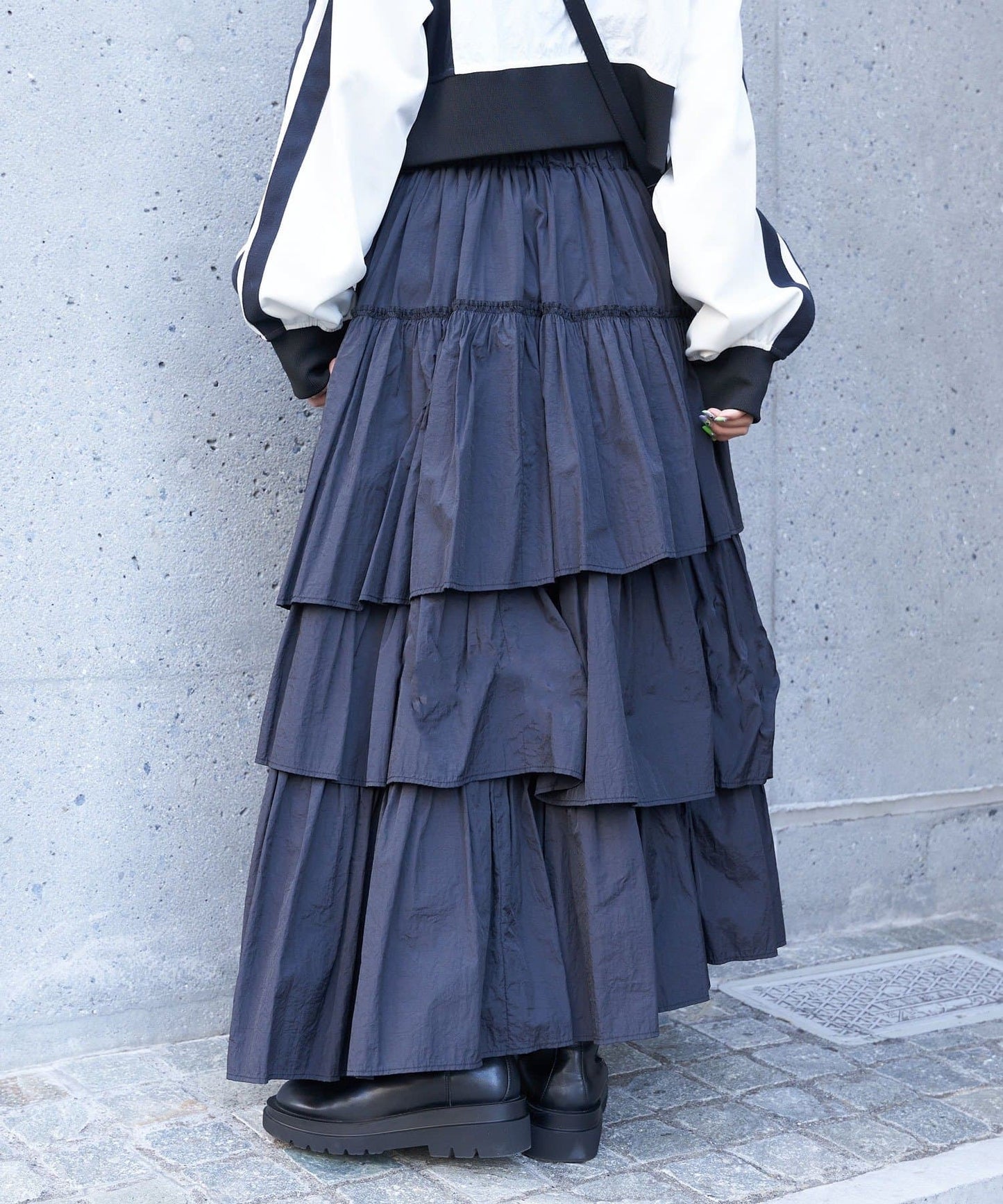 volume tiered skirt (black) *JP