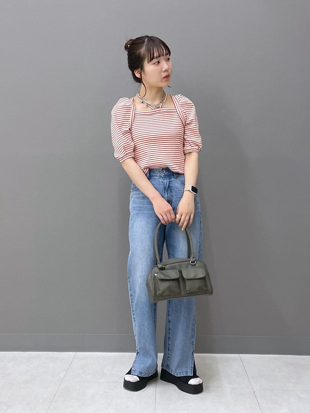 hem slit denim pants (blue) *JP