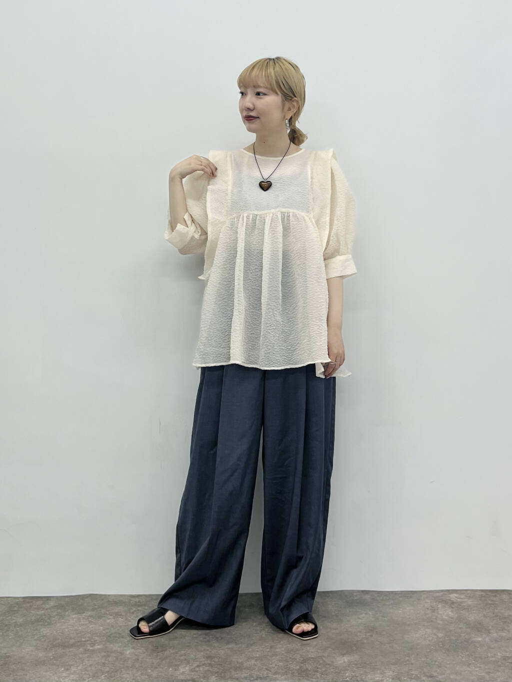 sheer boucle blouse (ivory) *JP