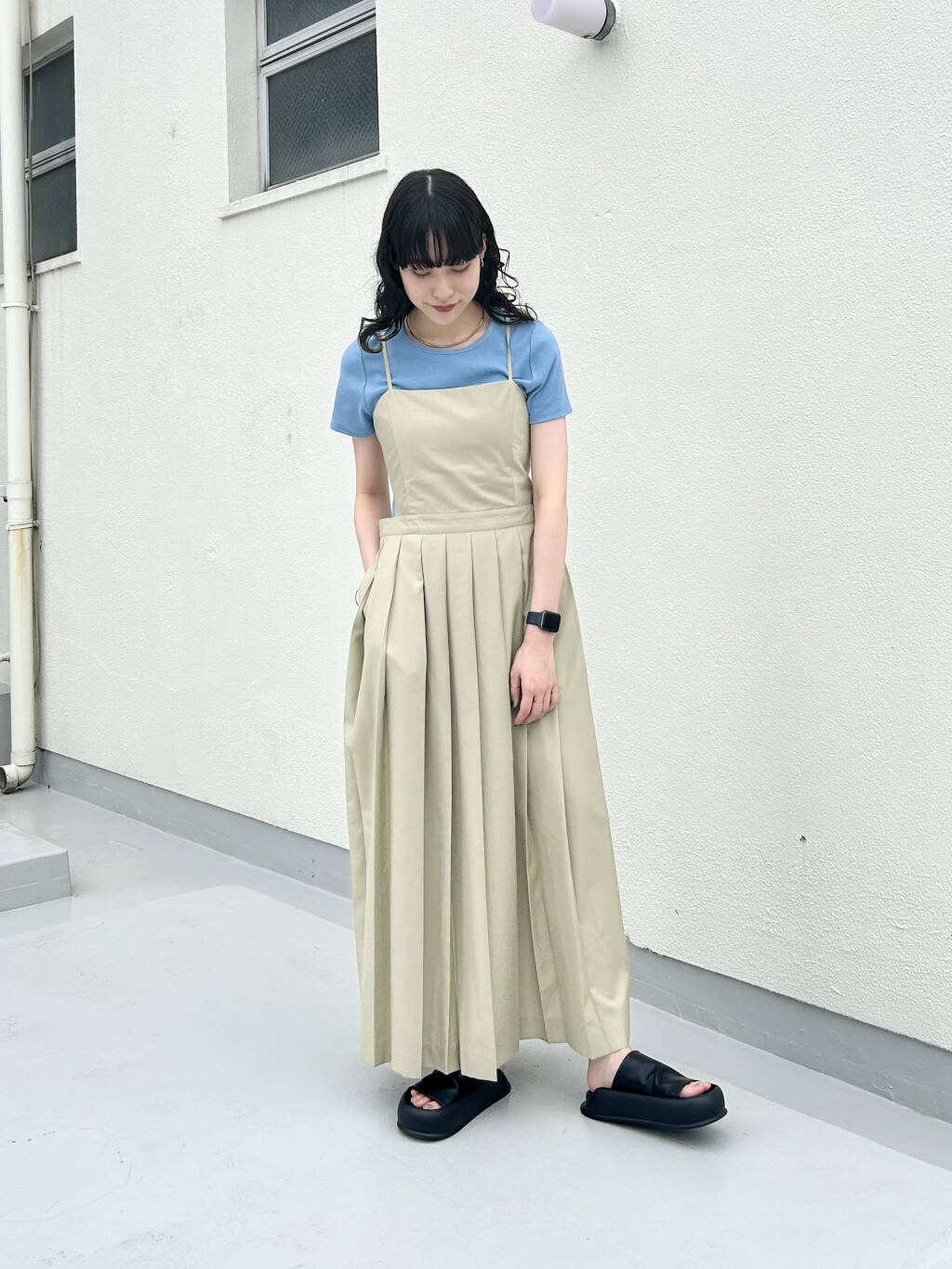 pleated camisole dress (beige) *JP