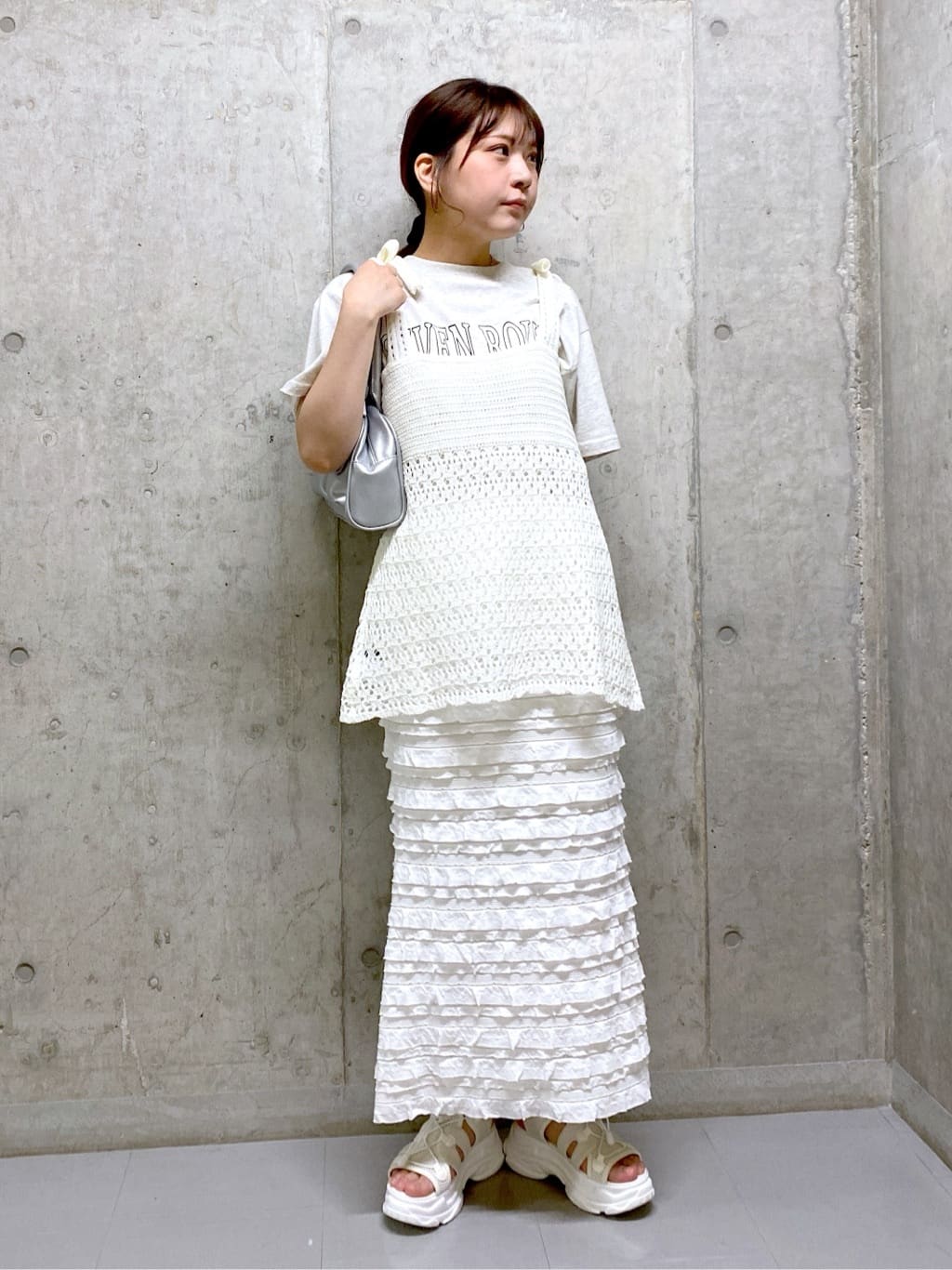 ruffle long tight skirt (white) *JP