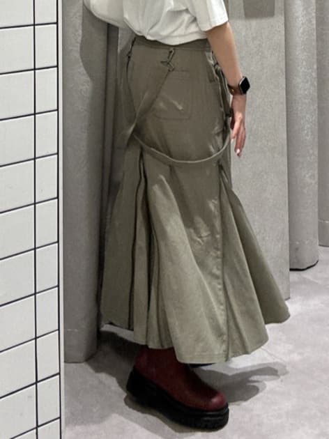 suspender maxi skirt (light khaki) *JP